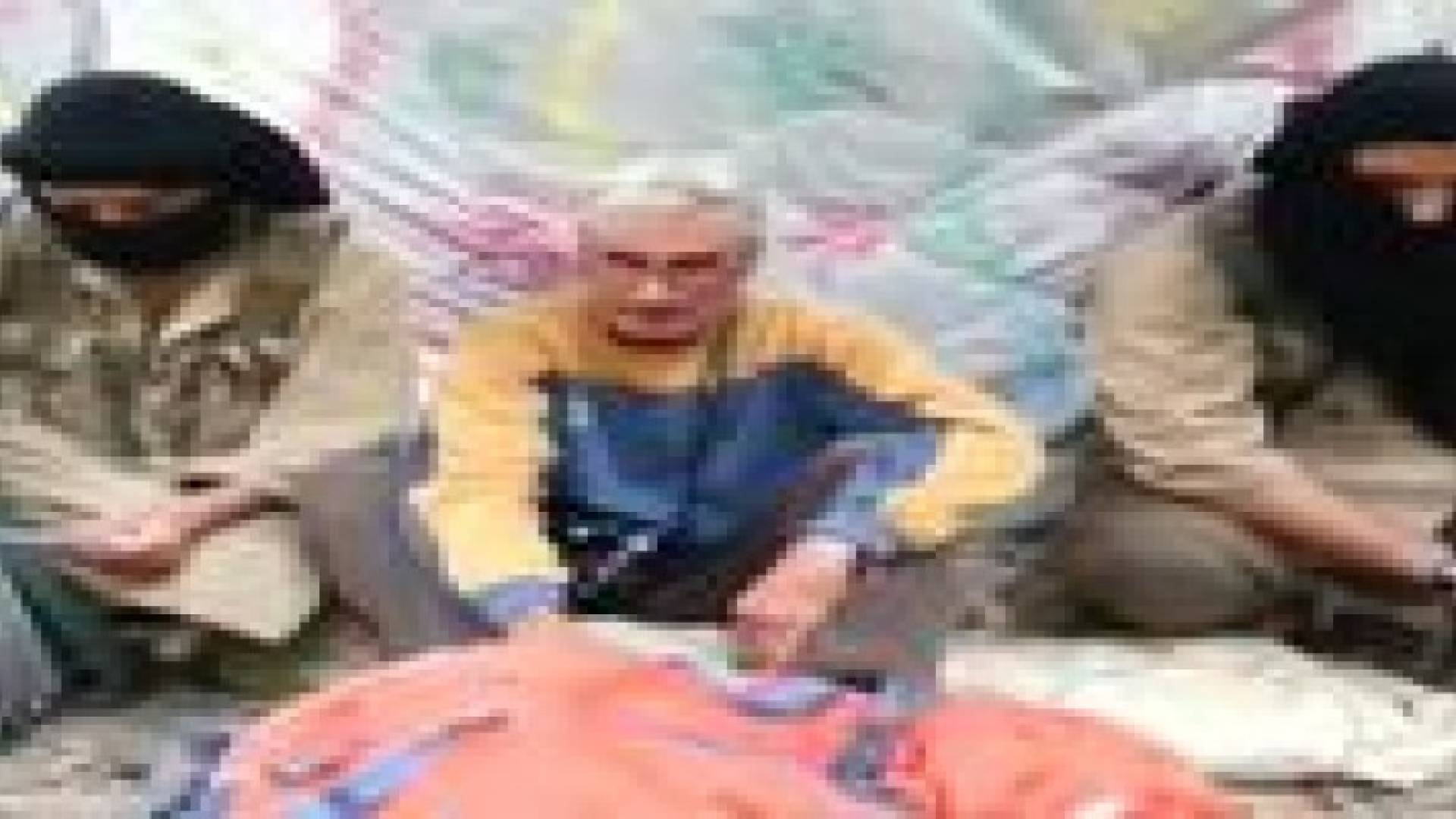 بالفيديو : مجموعة مرتبطة بـ " داعش "  تتبنى خطف فرنسي في الجزائر