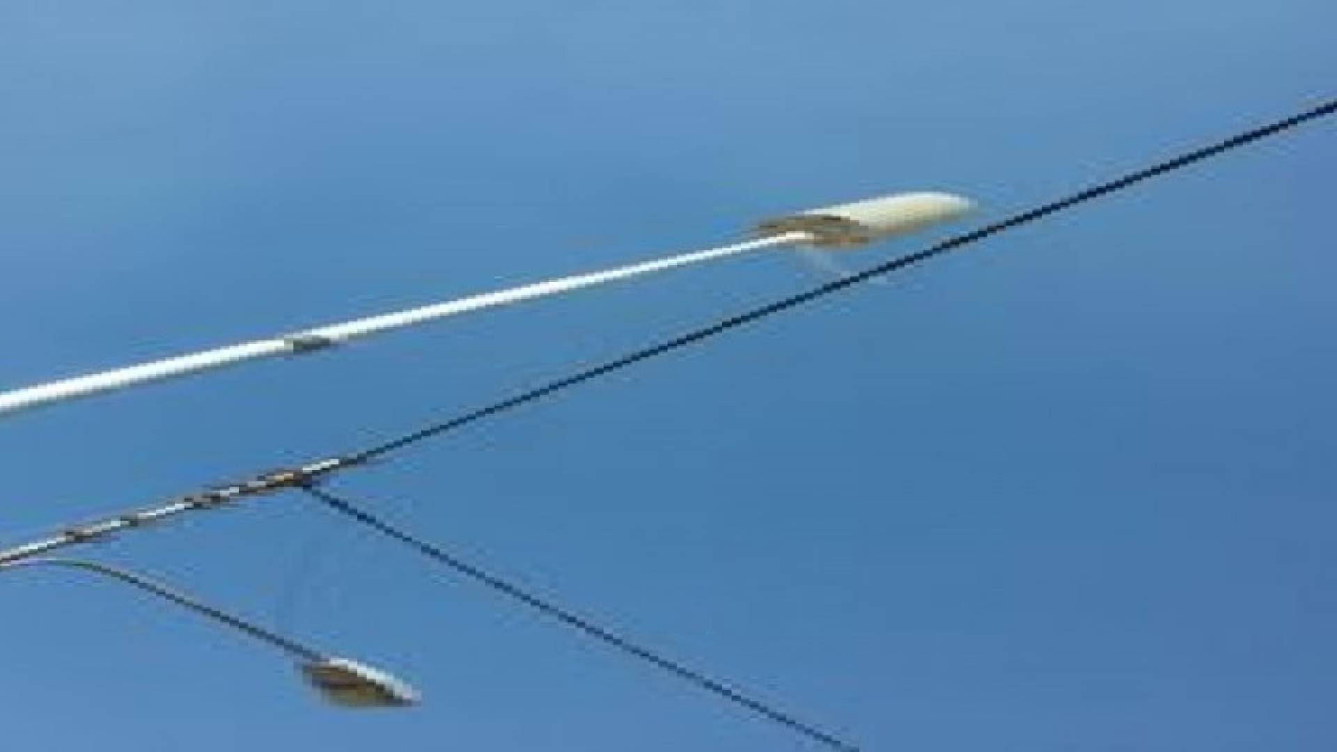 بالصور : أجهزة اتصال ام صافرات انذار الحرب في عمان ؟