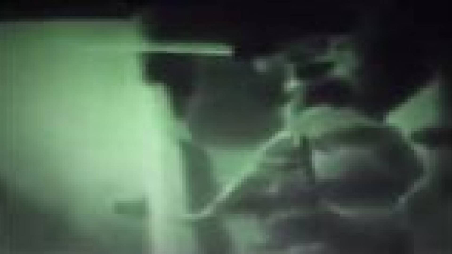 لحظة الهجوم على منزل صدام حسين.. فيديو