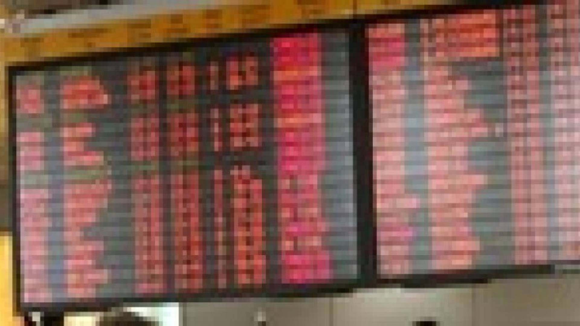 حاول الانتحار فتسبب في الغاء 2000 رحلة جوية