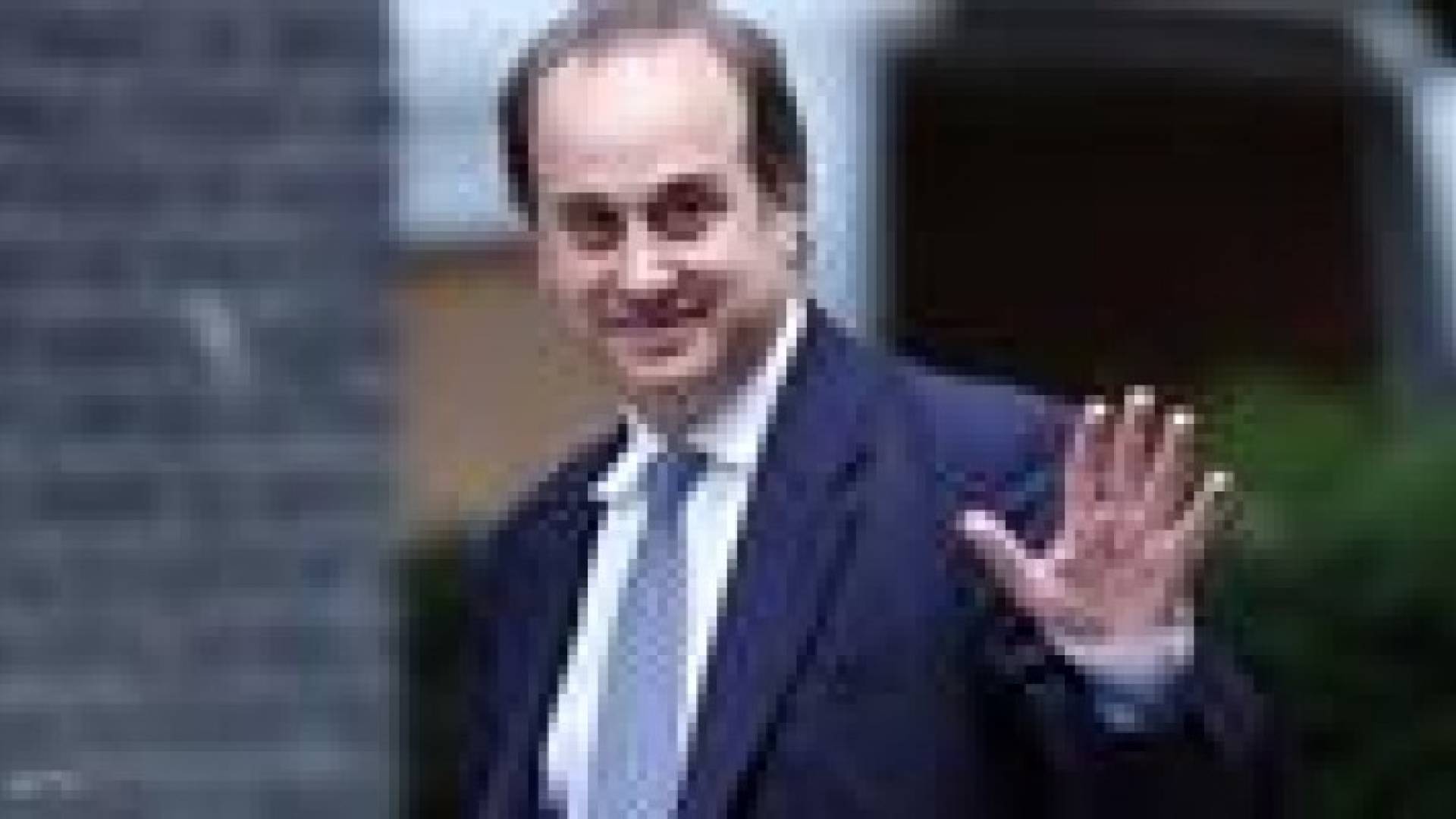 استقالة وزير بريطاني بسبب صور إباحية
