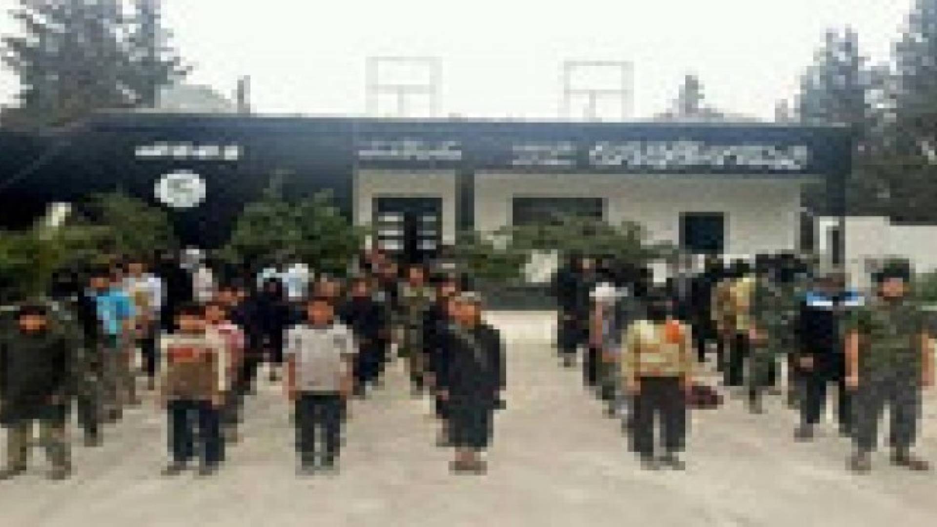 قصة الطفل الذي كان ينوي الانضمام الى "داعش"