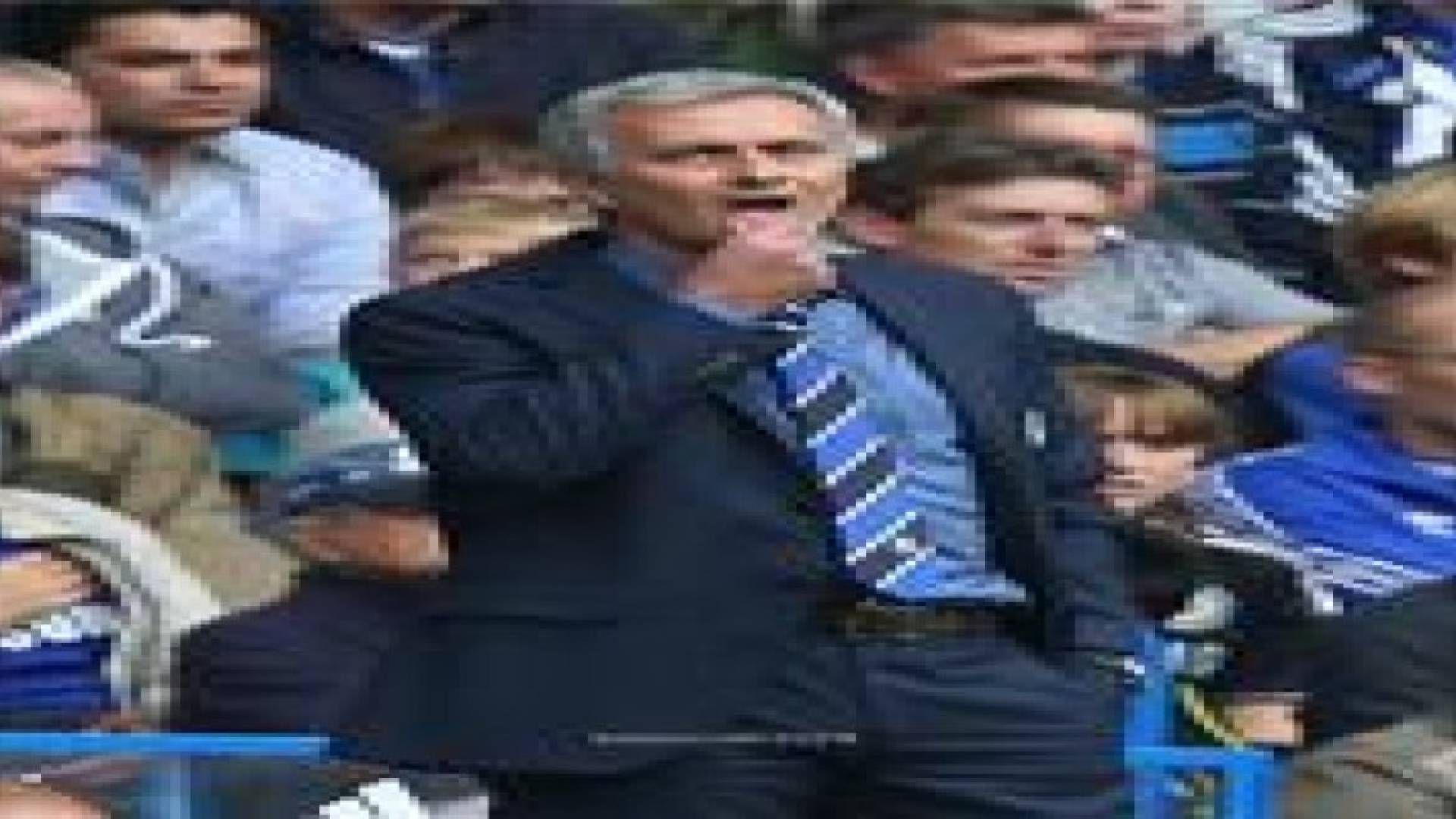 مورينيو: ويفا يخترع قوانين لمعاقبتي