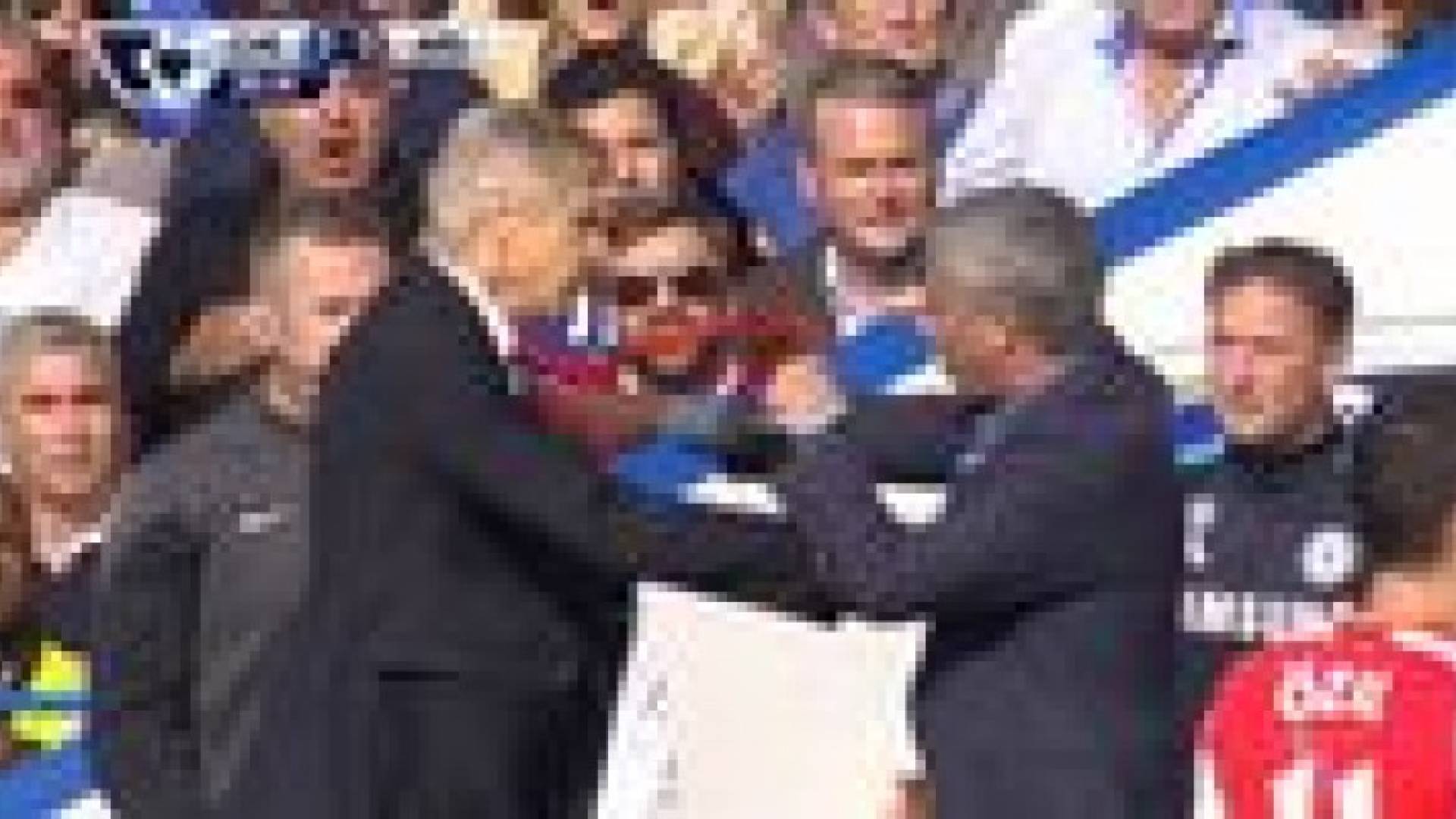 مشادة كلامية بين فينجر و مورينيو