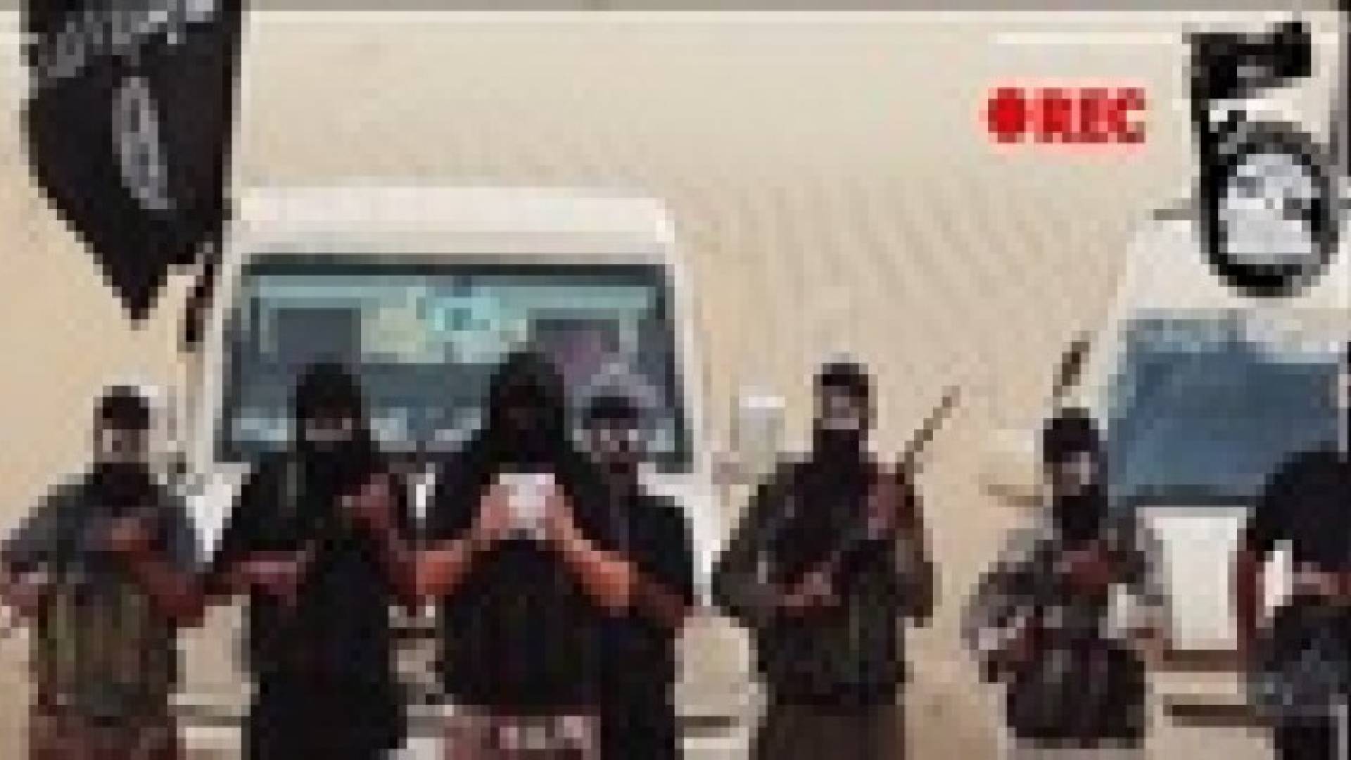 جماعة متشددة بسيناء المصرية تعلن ذبح 3 "عملاء" للموساد