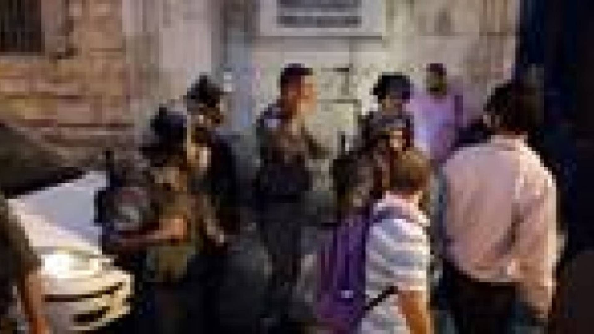 مواجهات عنيفة بين شبان وجنود الاحتلال في المسجد الأقصى.. فيديو