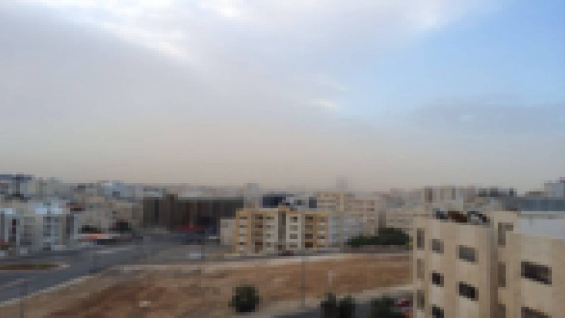 عاصفة رملية تؤثر على المملكة مع ساعات صباح الجمعة..صور
