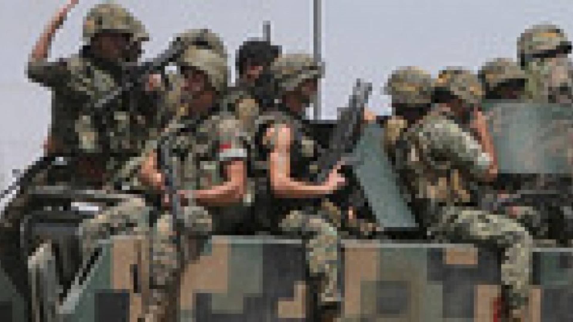اشتباكات عنيفة بين الجيش اللبناني والمسلحين في عرسال