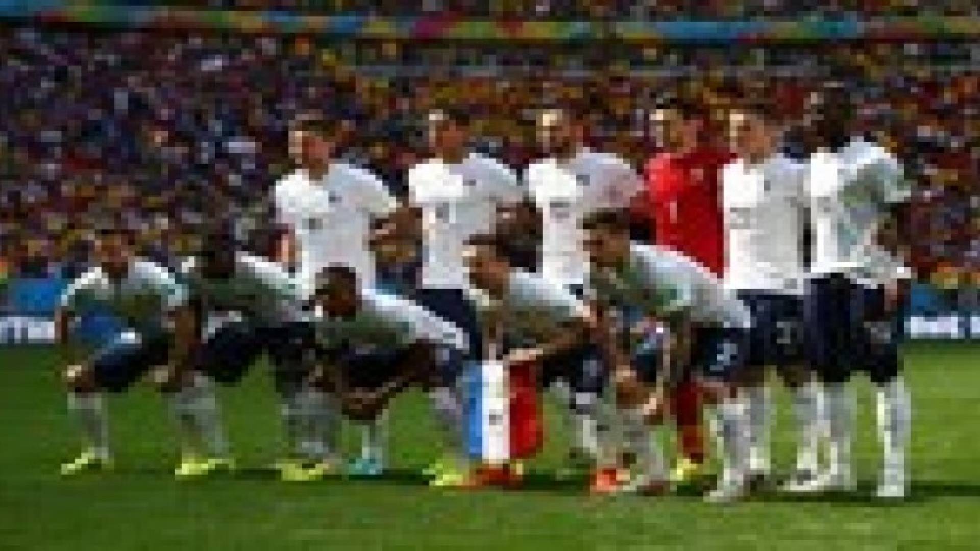 "الديوك" الفرنسية تصيح وتهزم البرتغال بهدفين وديا