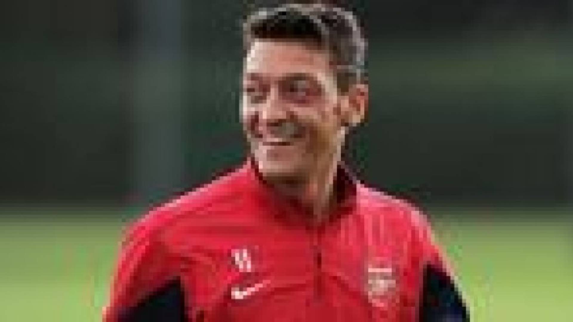 السيتي يسعى لضم اوزيل