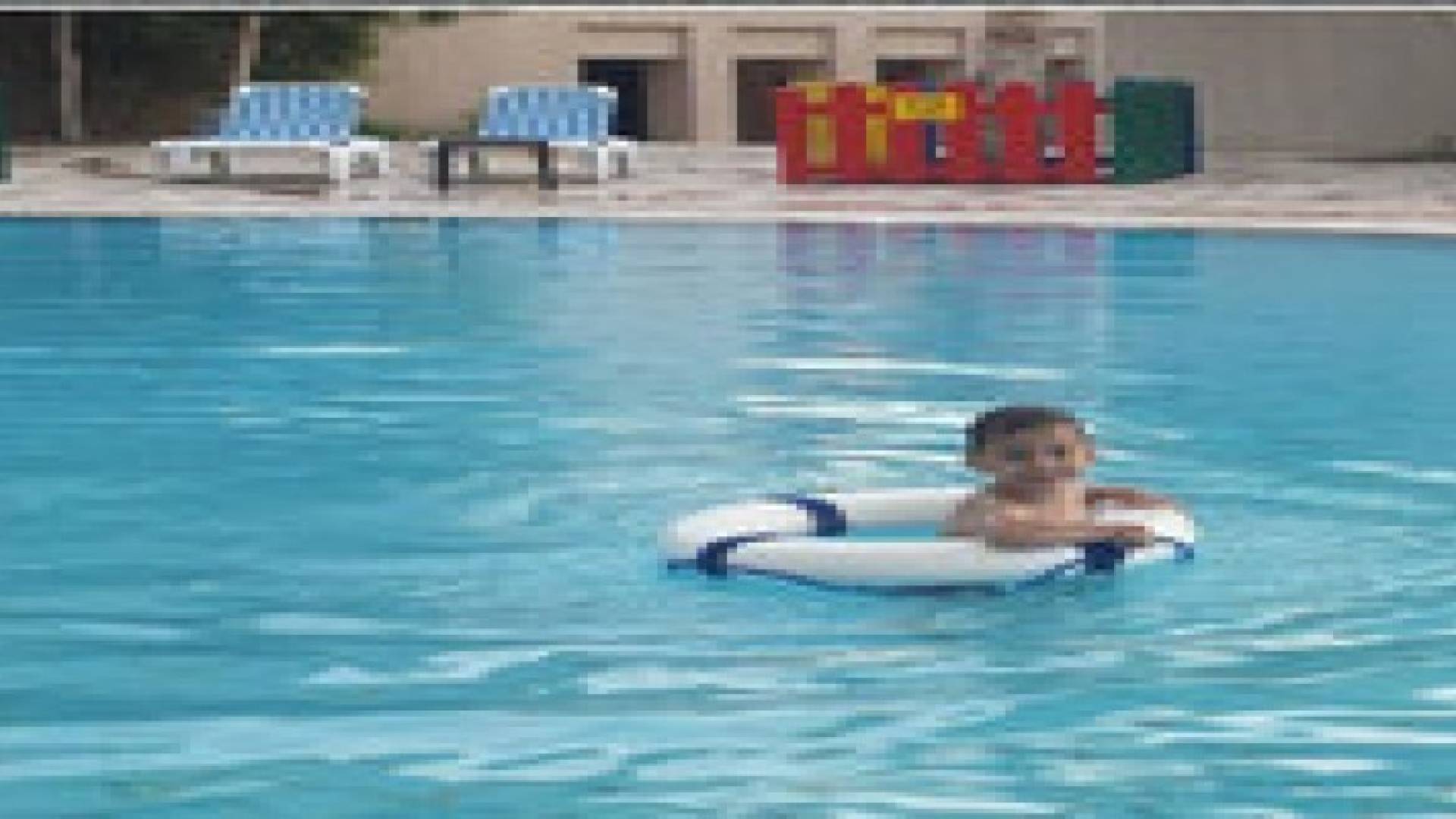 فحوصات طبية لأربعة من موظفي الفندق في قضية عائلة " العويوي "