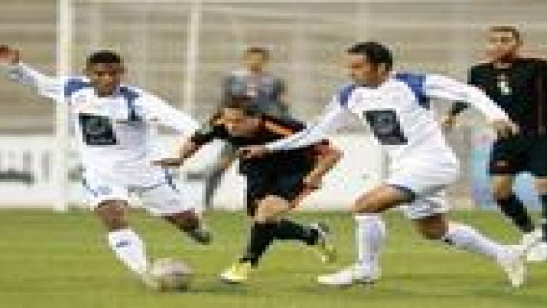تعادل ذات راس والبقعة بالدوري