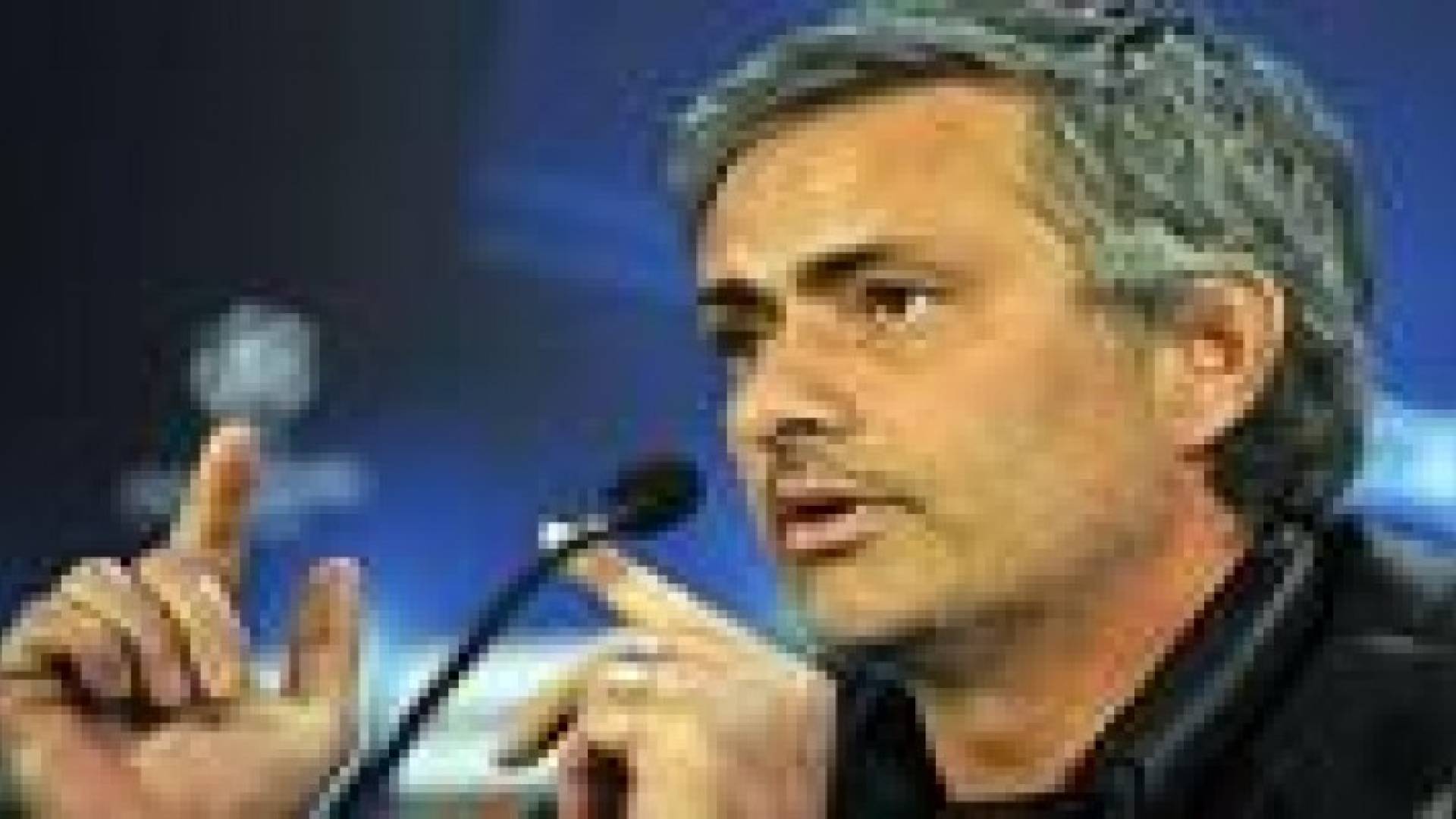 مورينيو يشيد بإنجاز فينجر ويقدر تعليقات لامبرت وكين