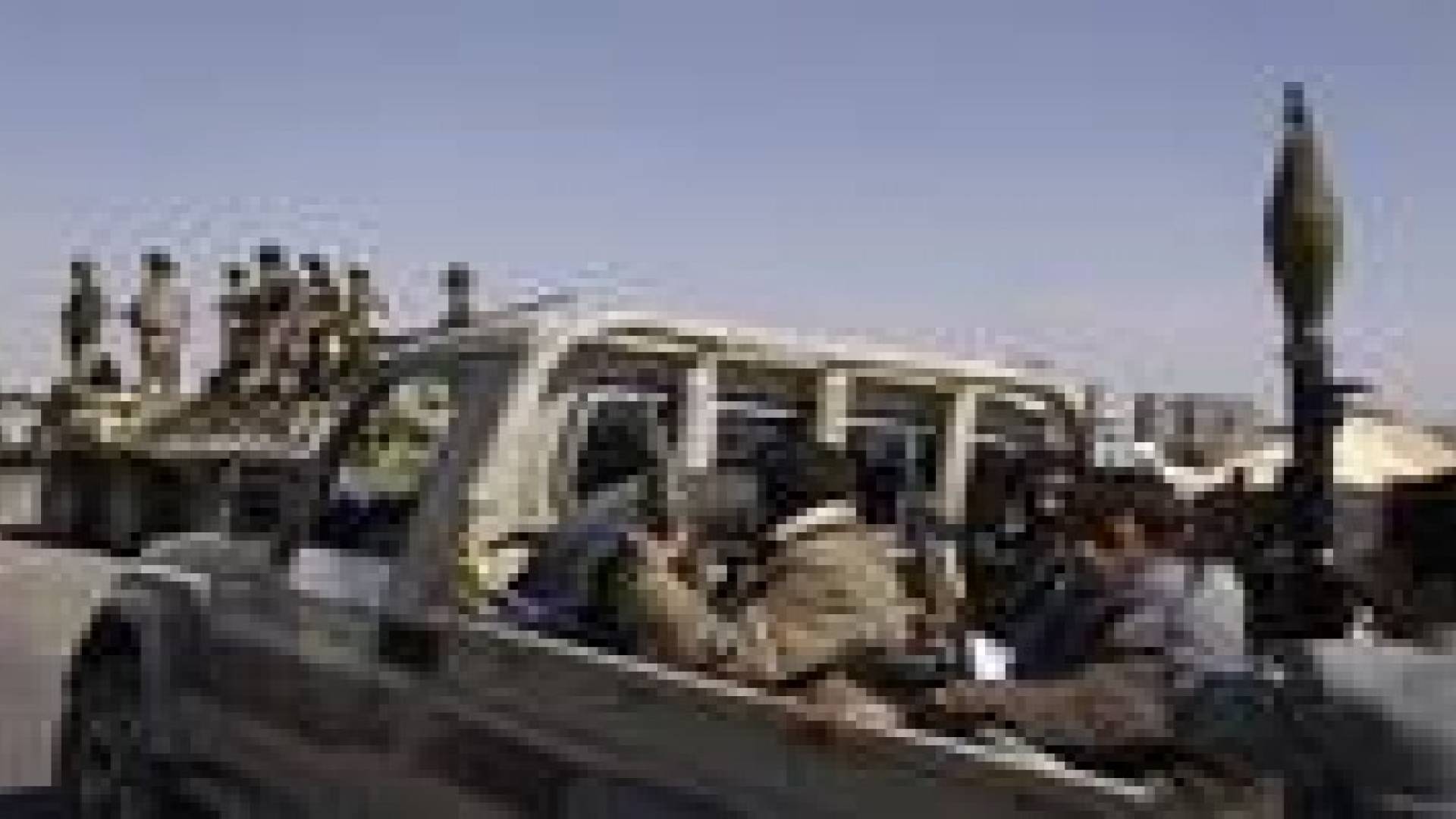 مقتل 20 مسلحا من الحوثيين في اشتباكات مع عناصر تنظيم القاعدة في محافظة البيضاء وسط اليمن