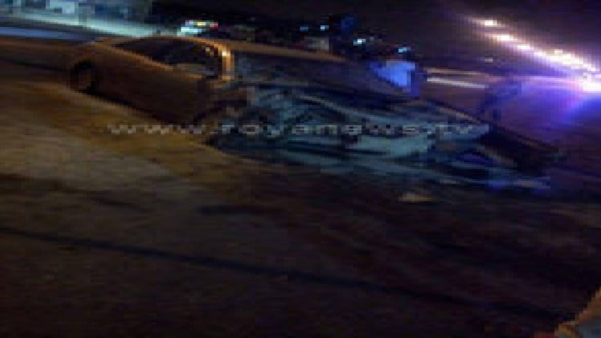 نقل 5 مصابين للمدينة الطبية اثر تدهور شاحنة.. صور