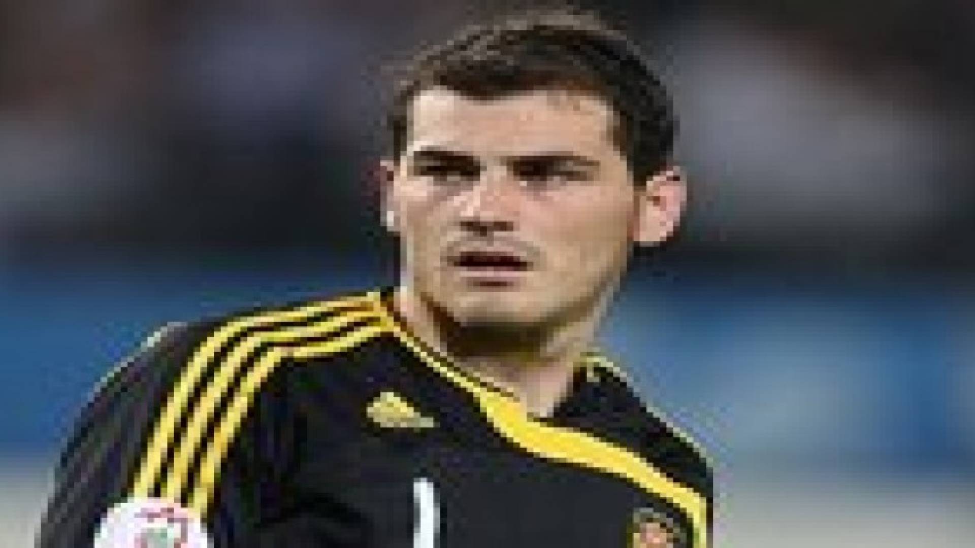 كاسياس بديل فالديس في ليفربول