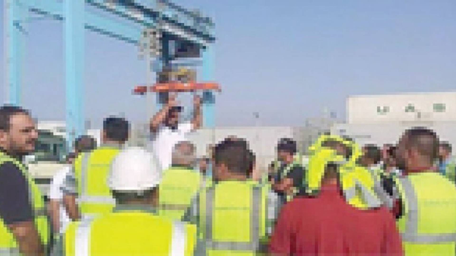 "المحكمة العمالية" تنظر بخلاف "الميناء"