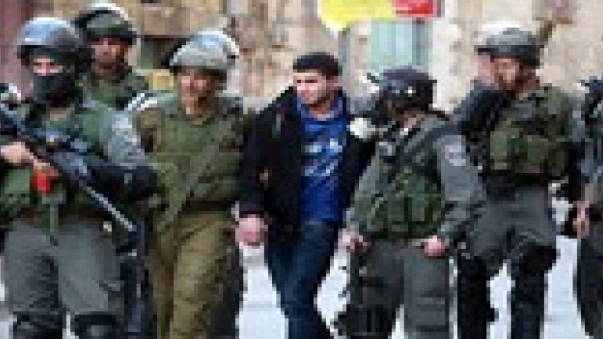 اعتقال 4 فتية فلسطينيين بالقدس الشرقية بشبهة إلقاء حجارة