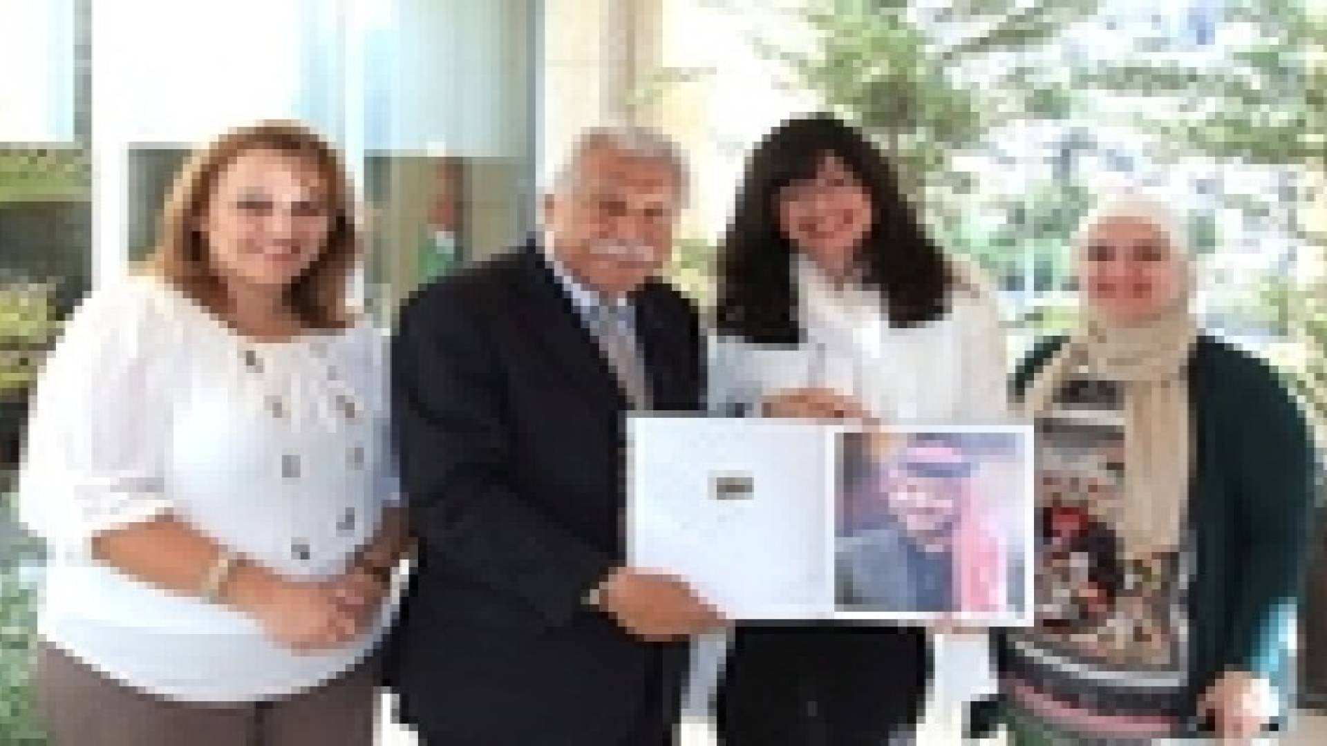 أمين عمان يبحث اوجه التعاون مع أمين عام المنظمة الدولية للعلاقات الإقتصادية