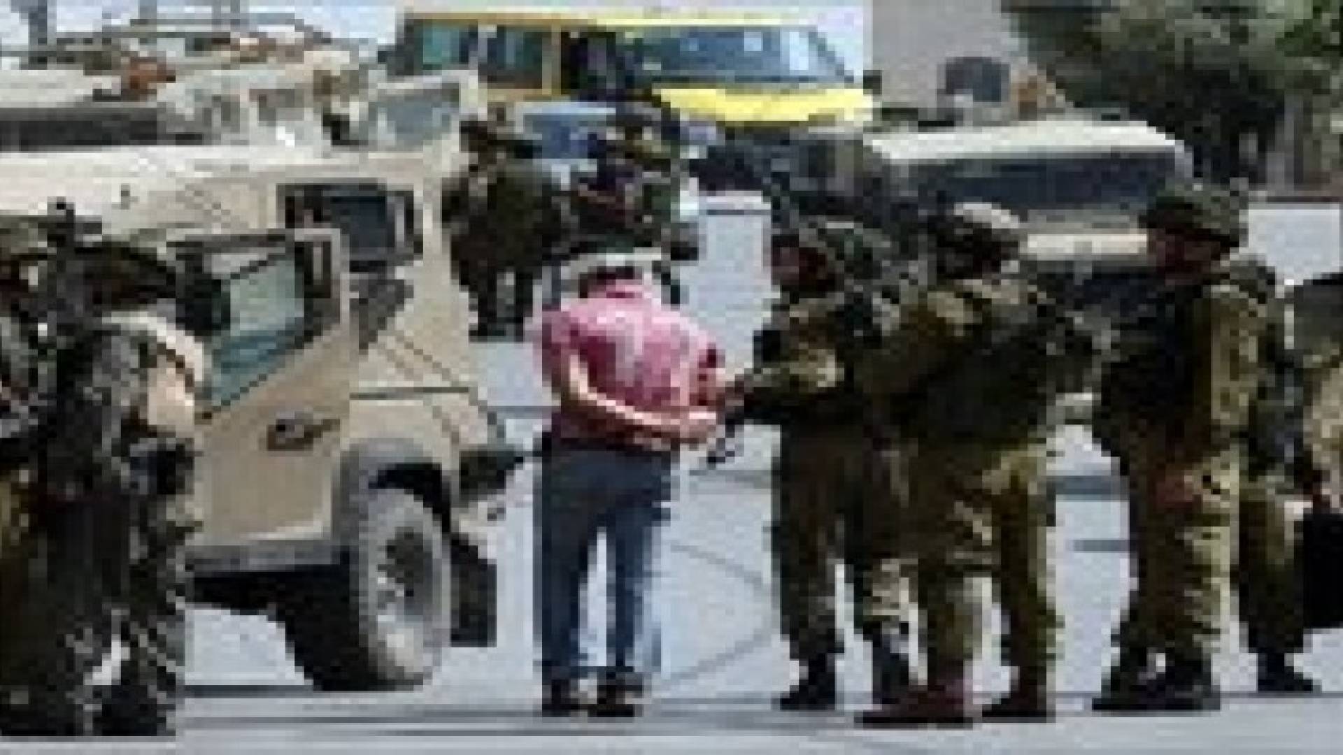 الاحتلال يعتقل 14 فسطينيا بالضفة والقدس