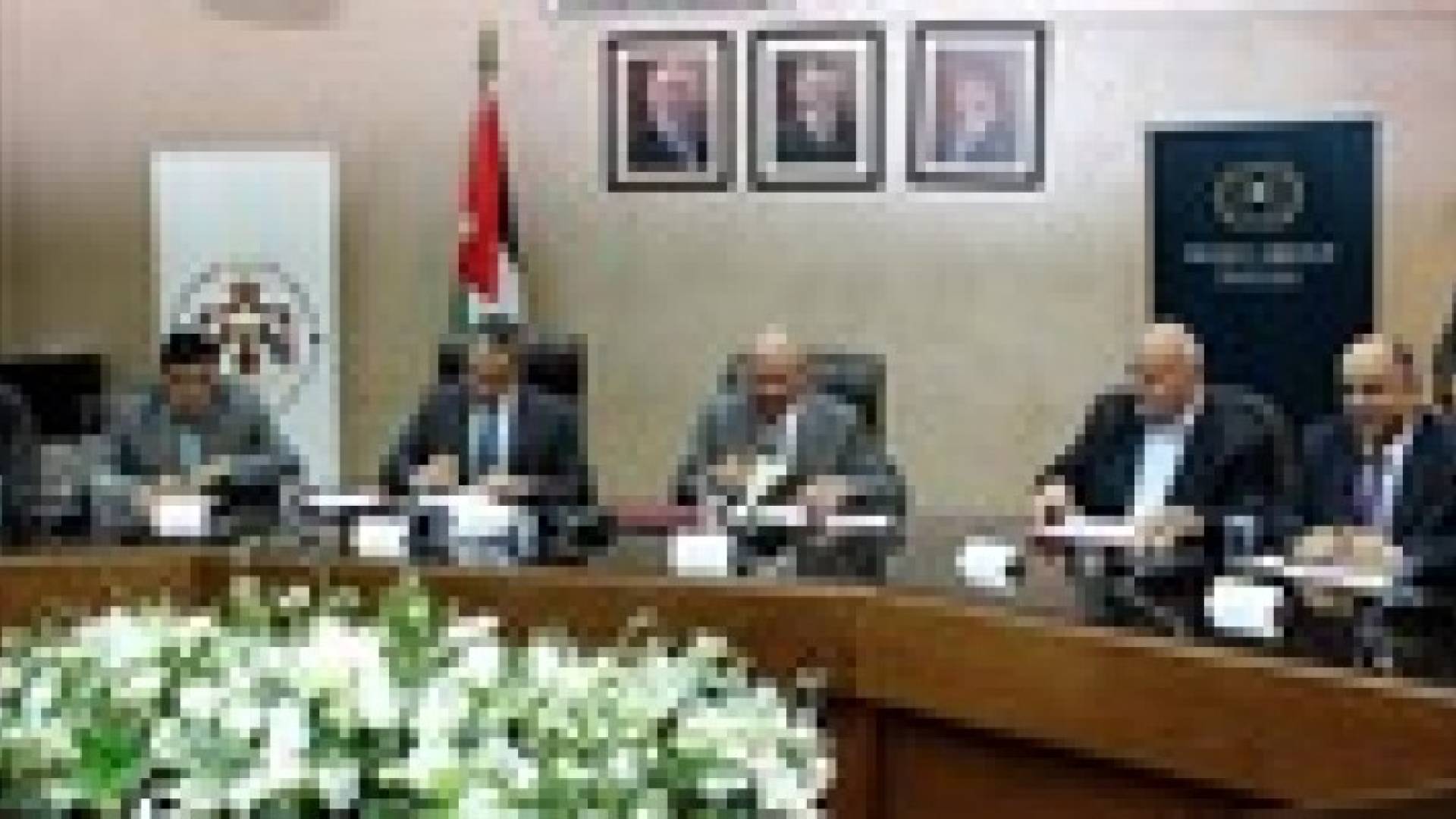 التربية ومجموعة نقل توقعان اتفاقية لانشاء مختبر للروبتكس في الكورة