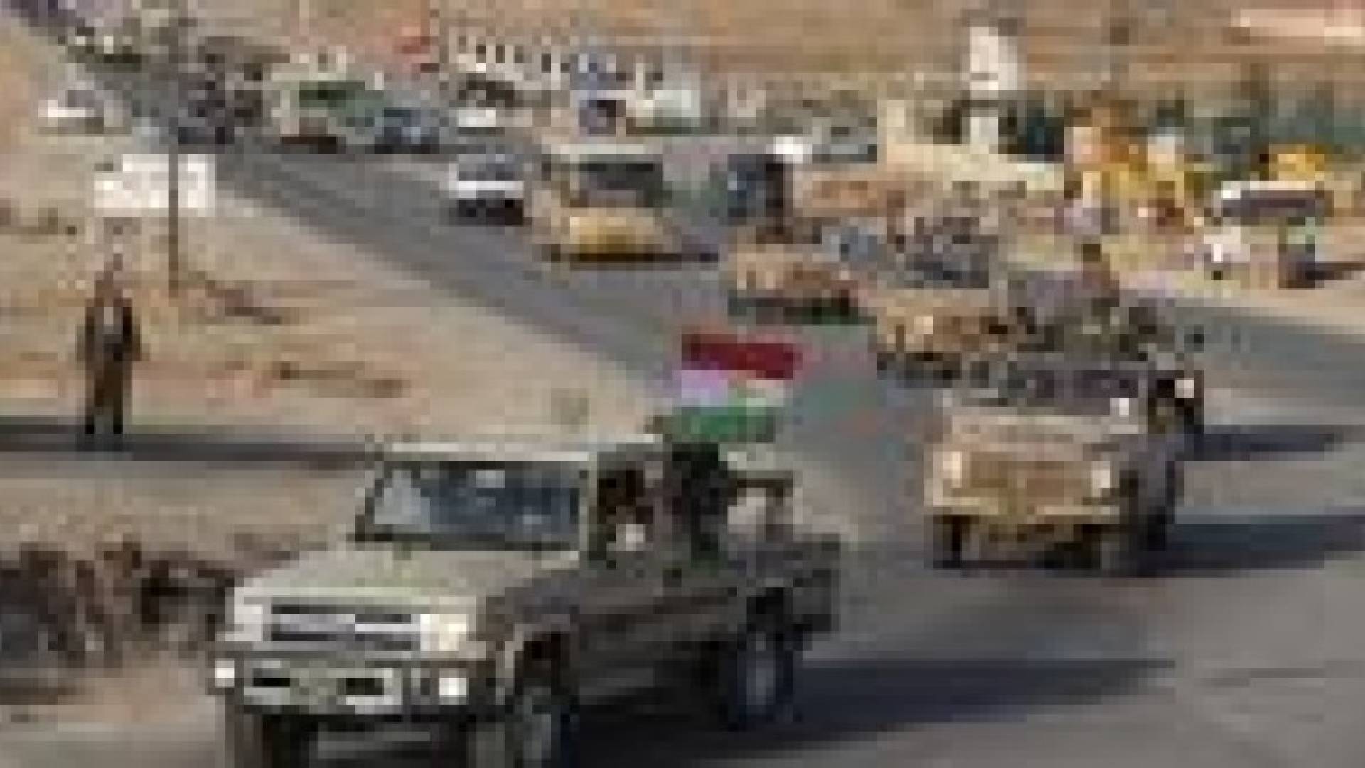 مجموعة من "البيشمركه" تصل بلدة "سوروج" التركية لتتوجه إلى "كوباني"