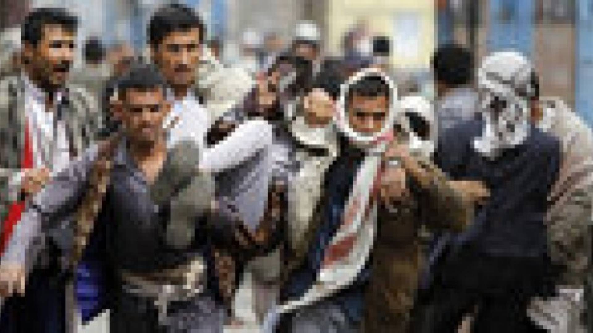 17 قتيلا في اشتباكات بين قبليين وحوثيين وسط اليمن