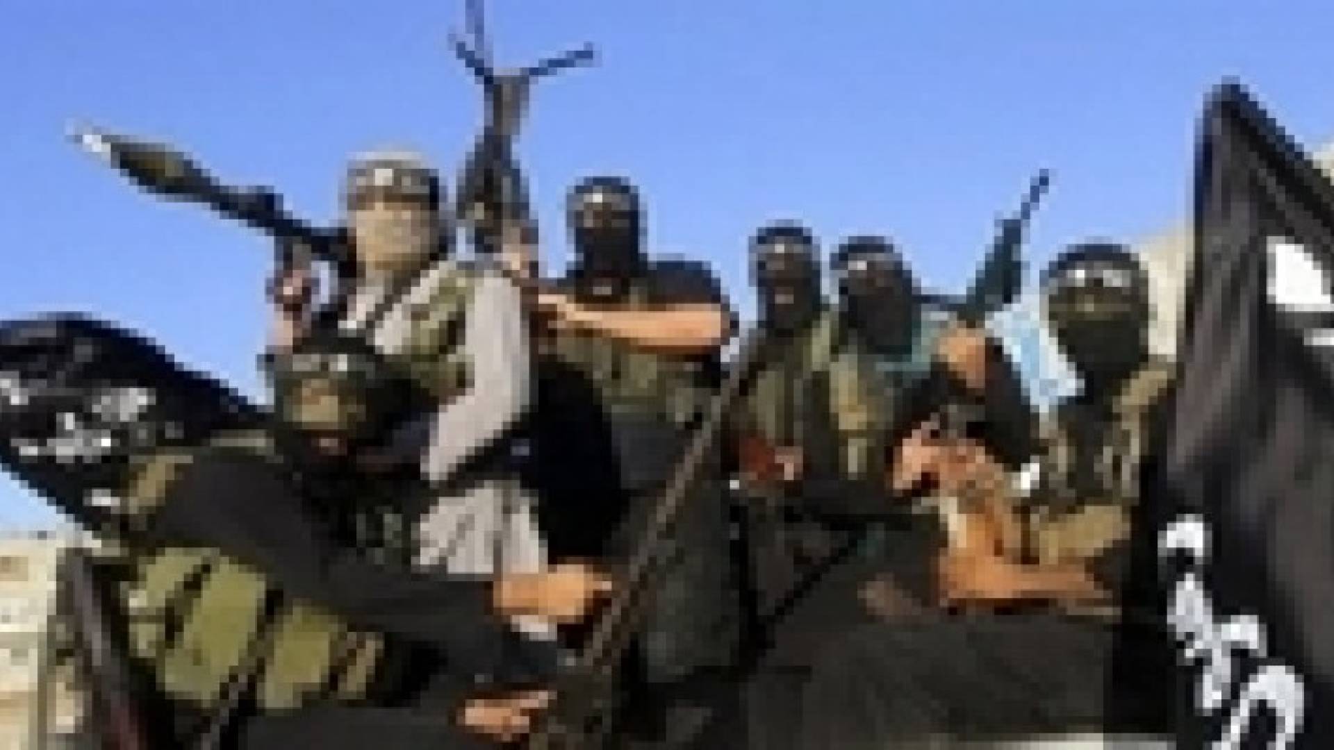 وصول تعزيزات لتنظيم داعش إلى مدينة عين العرب