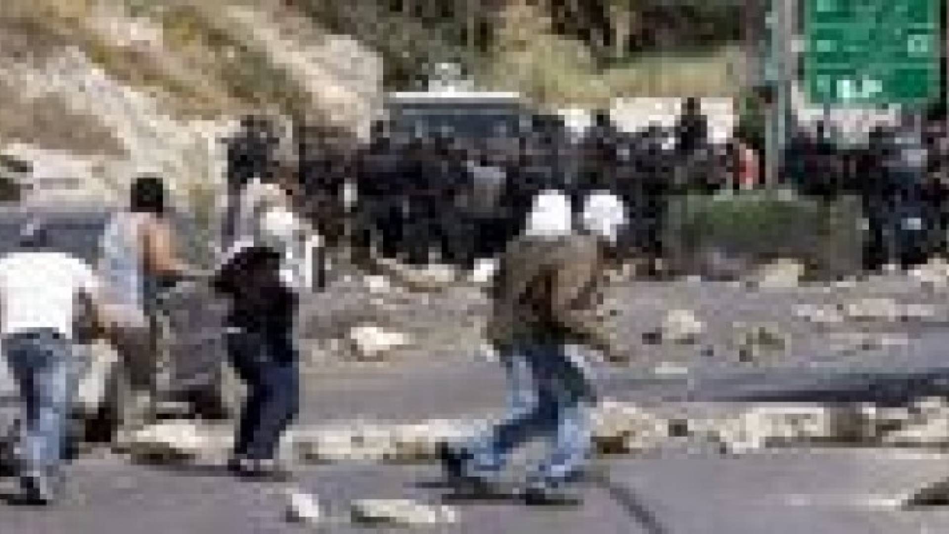 تجدد المواجهات بين فلسطينيين وقوات إسرائيلية في القدس