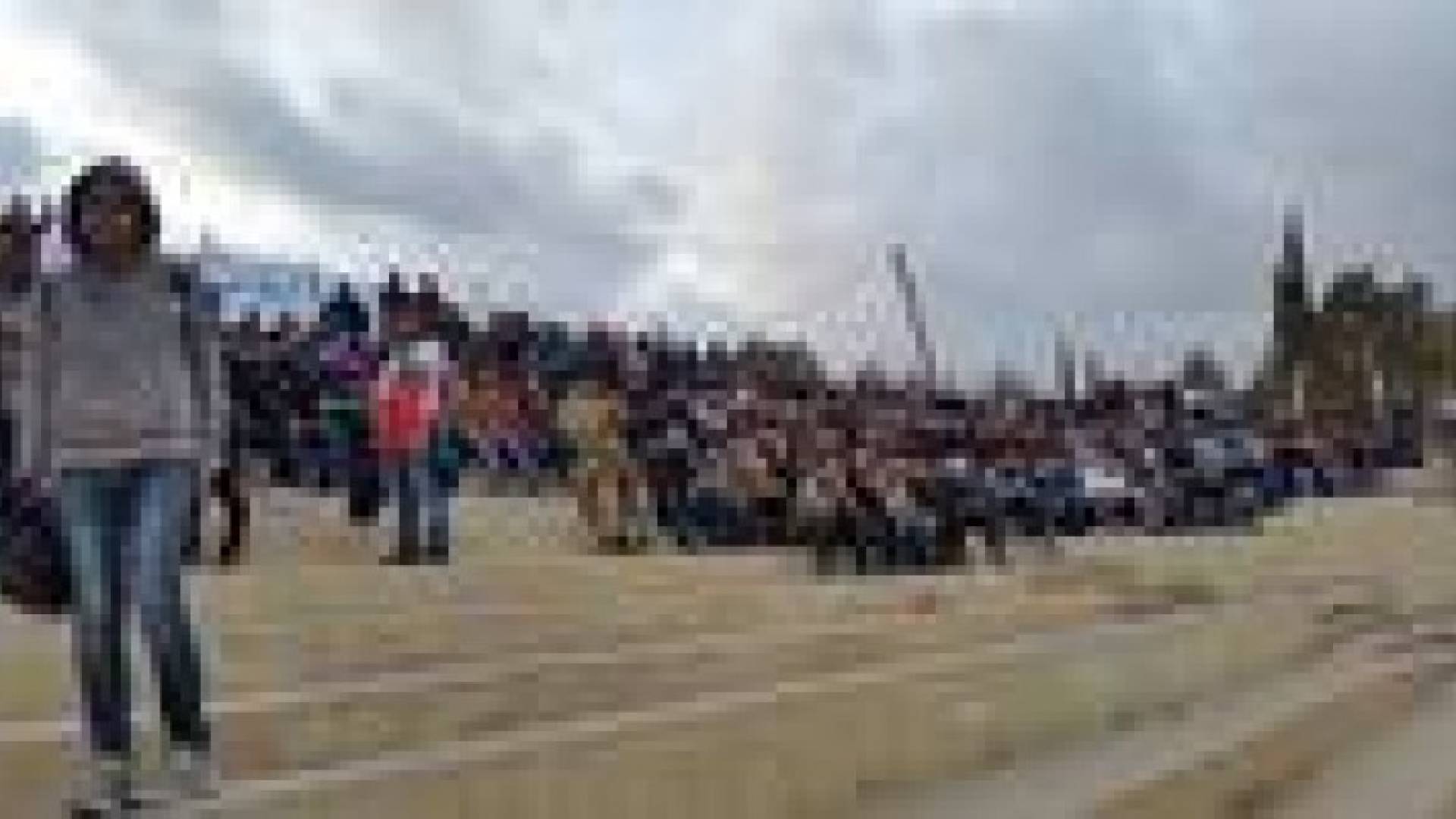 جماهير الفيصلي تطالب بحل إدارة النادي.. صور