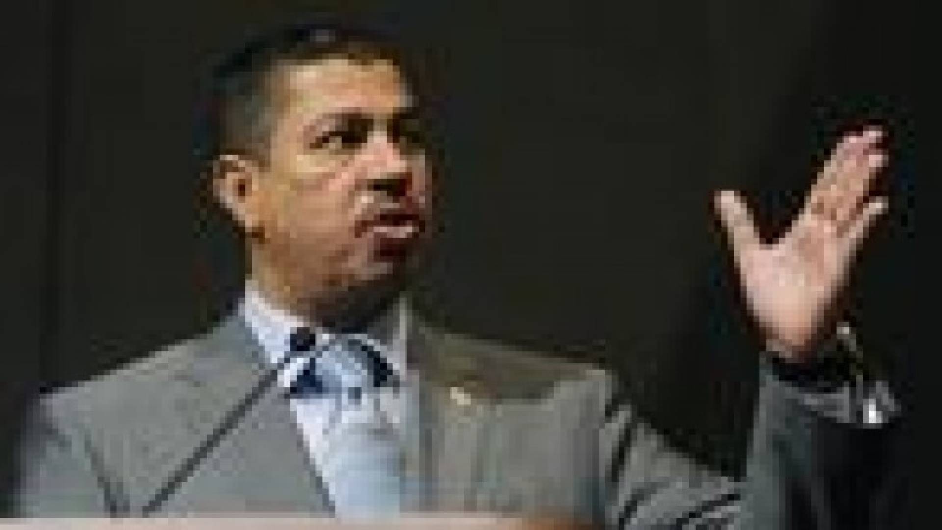 رئيس الوزراء اليمني المكلف يدعو المواطنين للمساهمة في اختيار حكومته