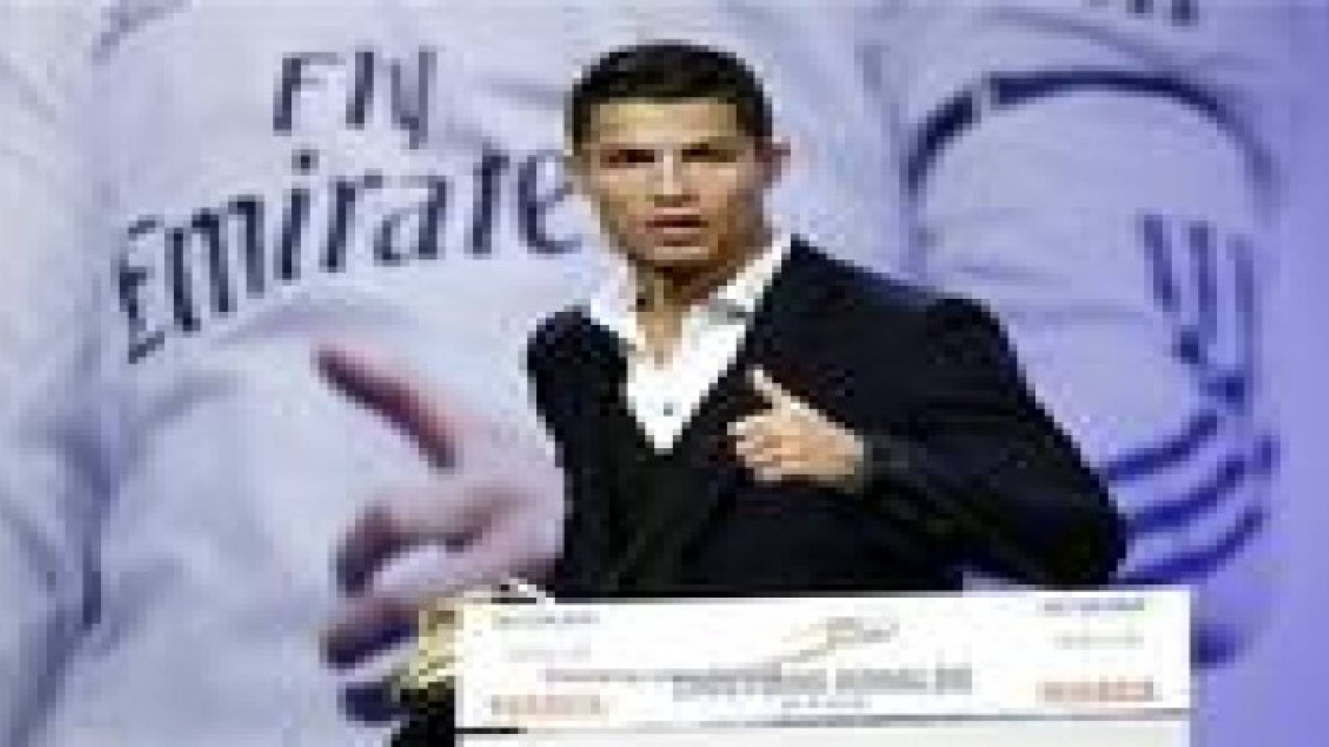 كريستيانو رونالدو يعلن عن اسباب فوزه بالحذاء الذهبي