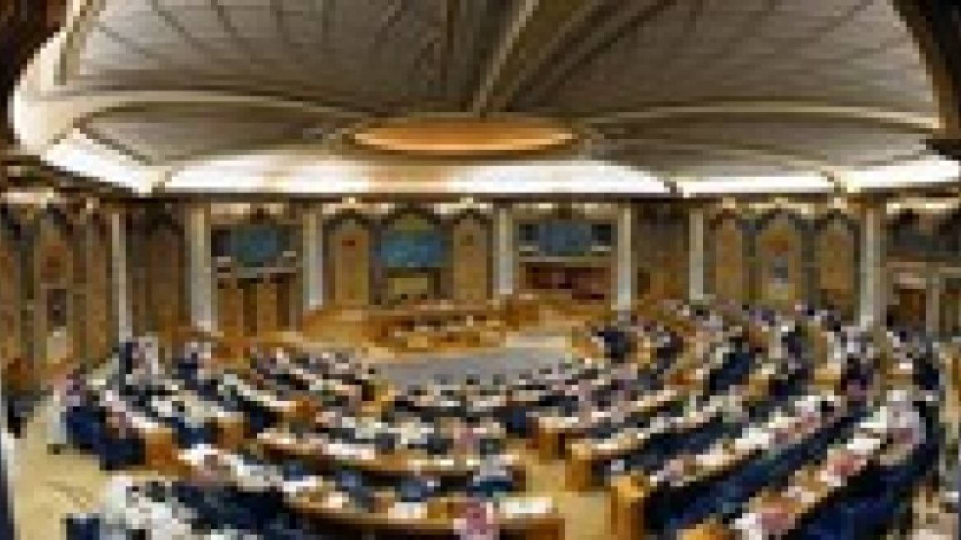 مجلس الشورى يوافق على قيادة المرأة السعودية للسيارة