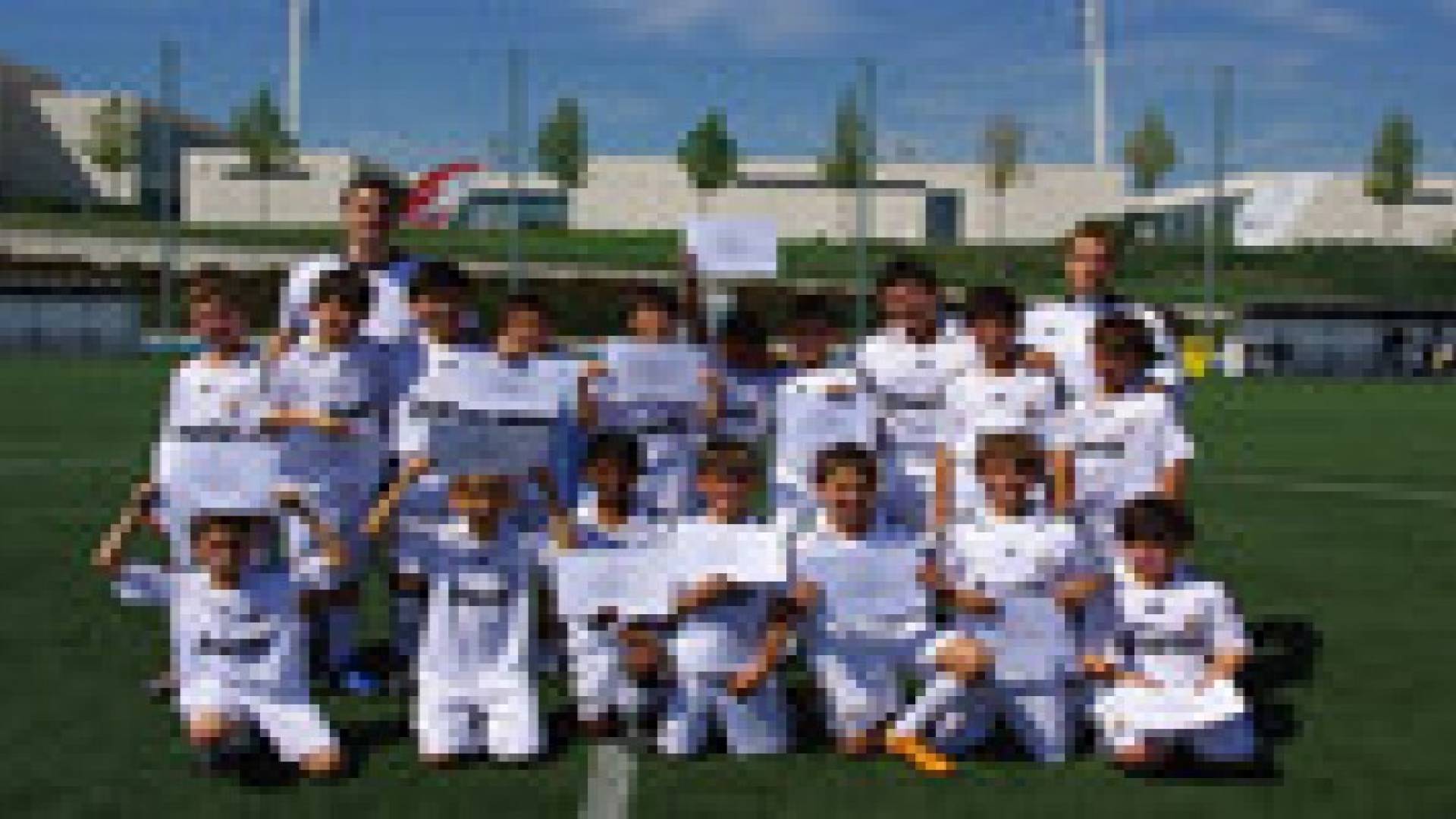 بعد برشلونة .. ريال مدريد وأتلتيكو مهددان بعقوبة من الفيفا