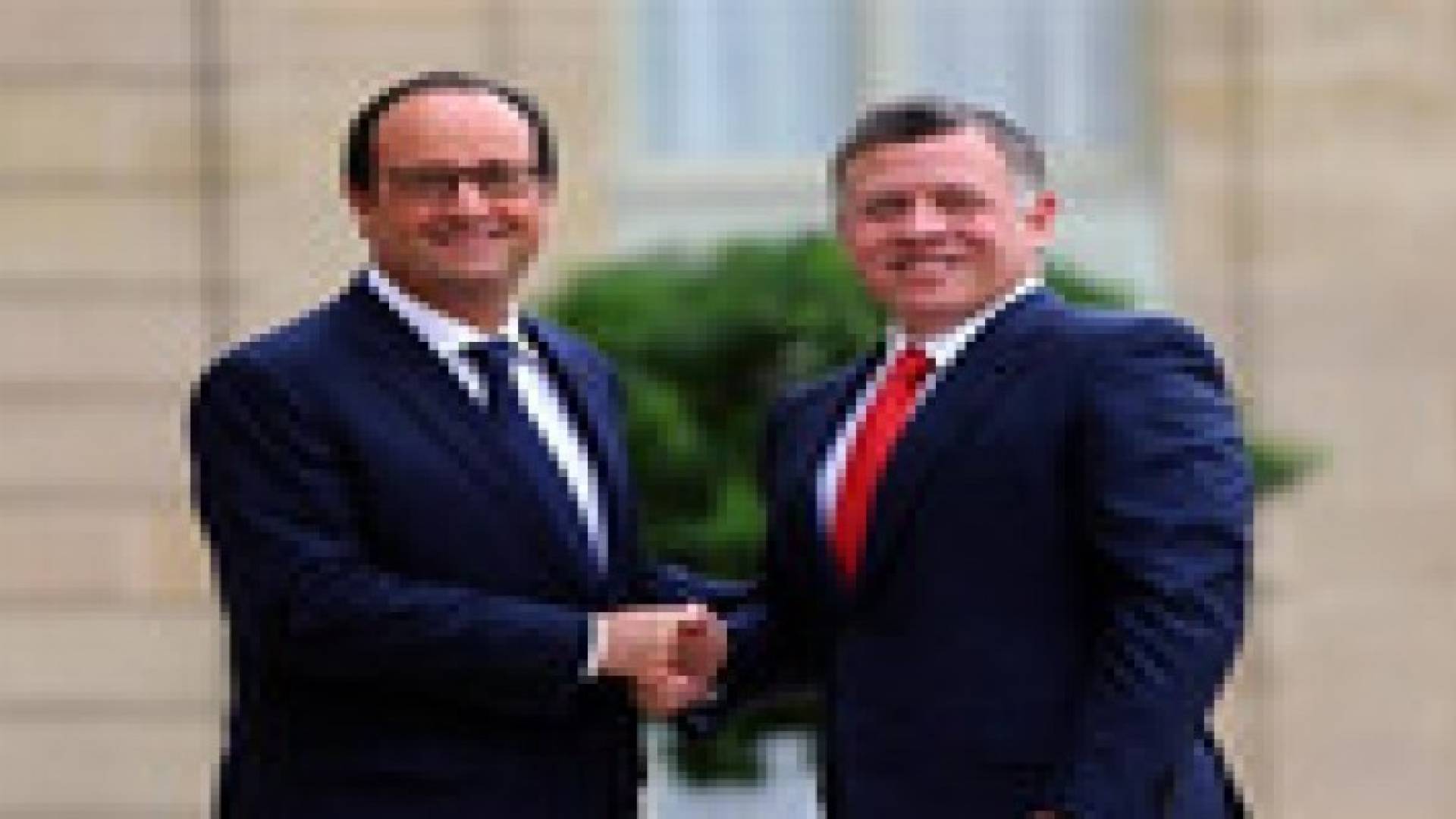 الملك يتلقى اتصالا هاتفيا من الرئيس الفرنسي