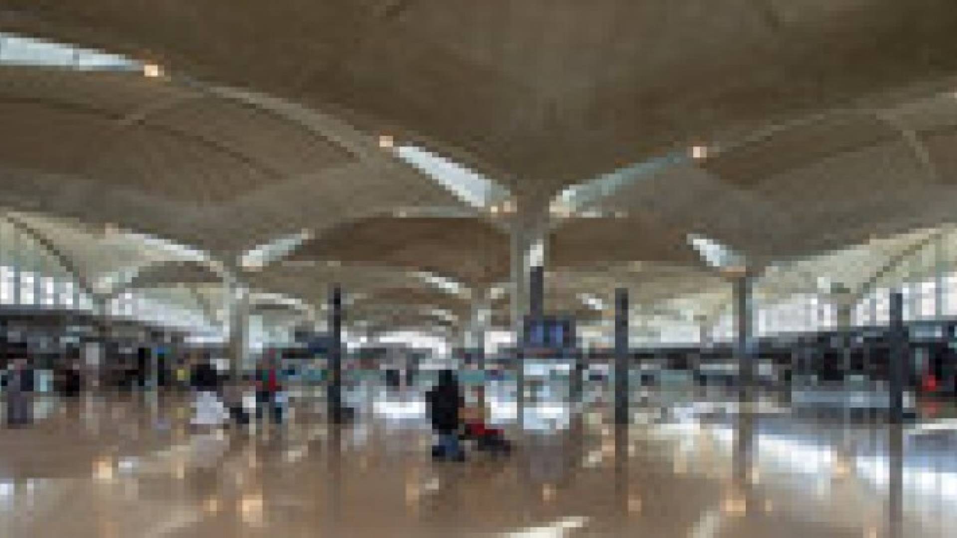 انطلاق منطقة حرة عامة في حرم مطار الملكة علياء