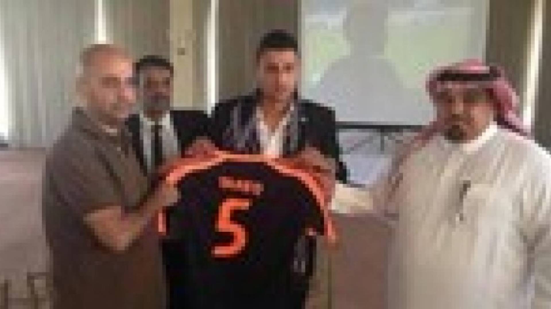 الوحدات يطالب الشباب السعودي بباقي مستحقاته من صفقة طارق خطاب