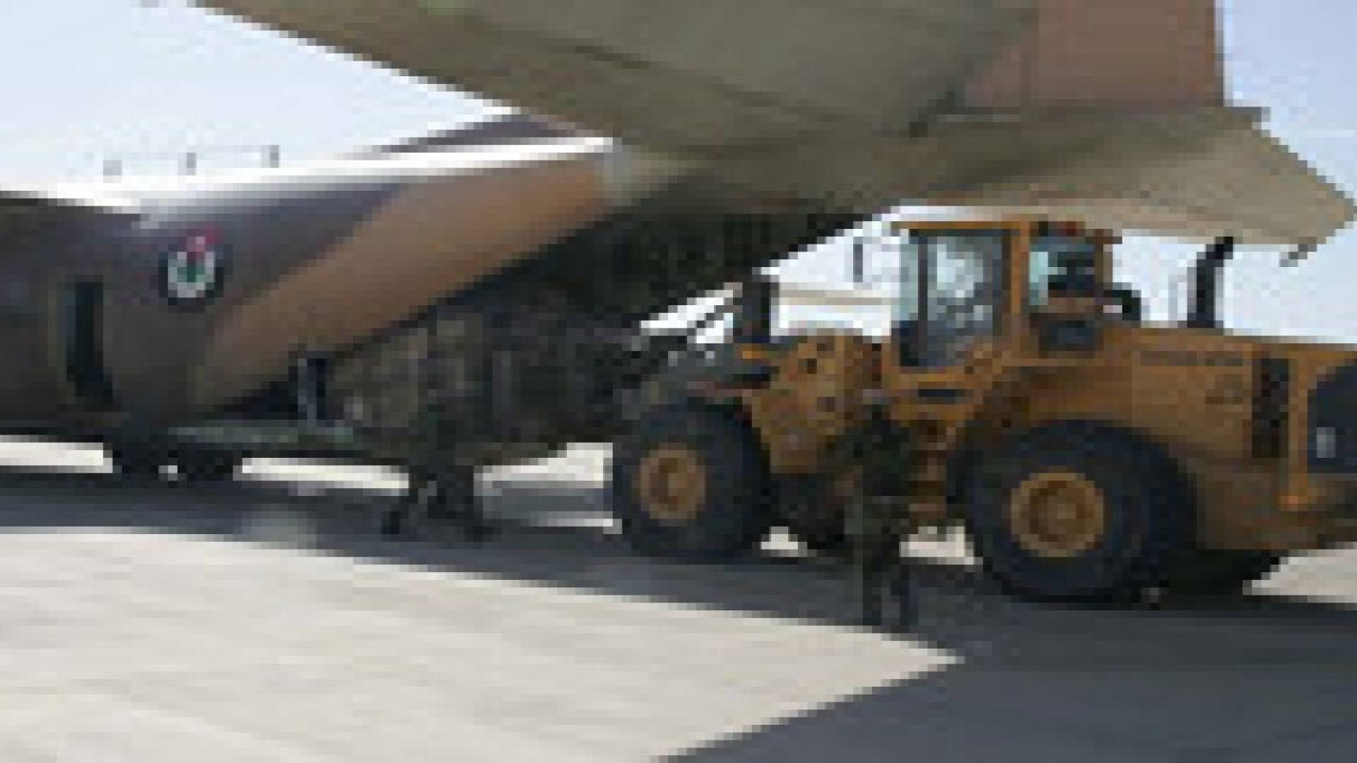 الملك يأمر بإرسال طائرة مساعدات للشعب العراقي الشقيق