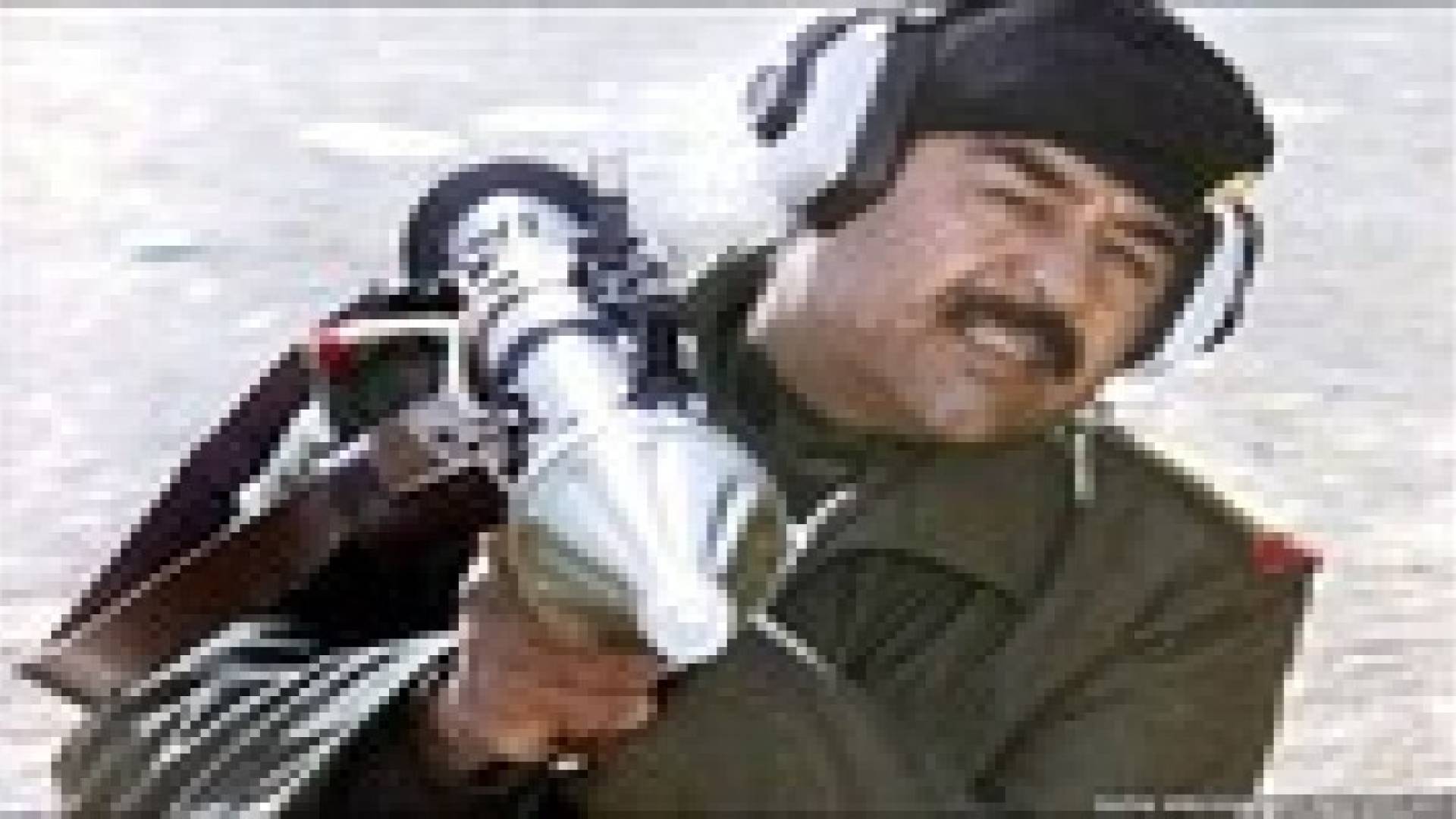 بالفيديو.. العثور على طائرات مقاتلة خبأها صدام حسين
