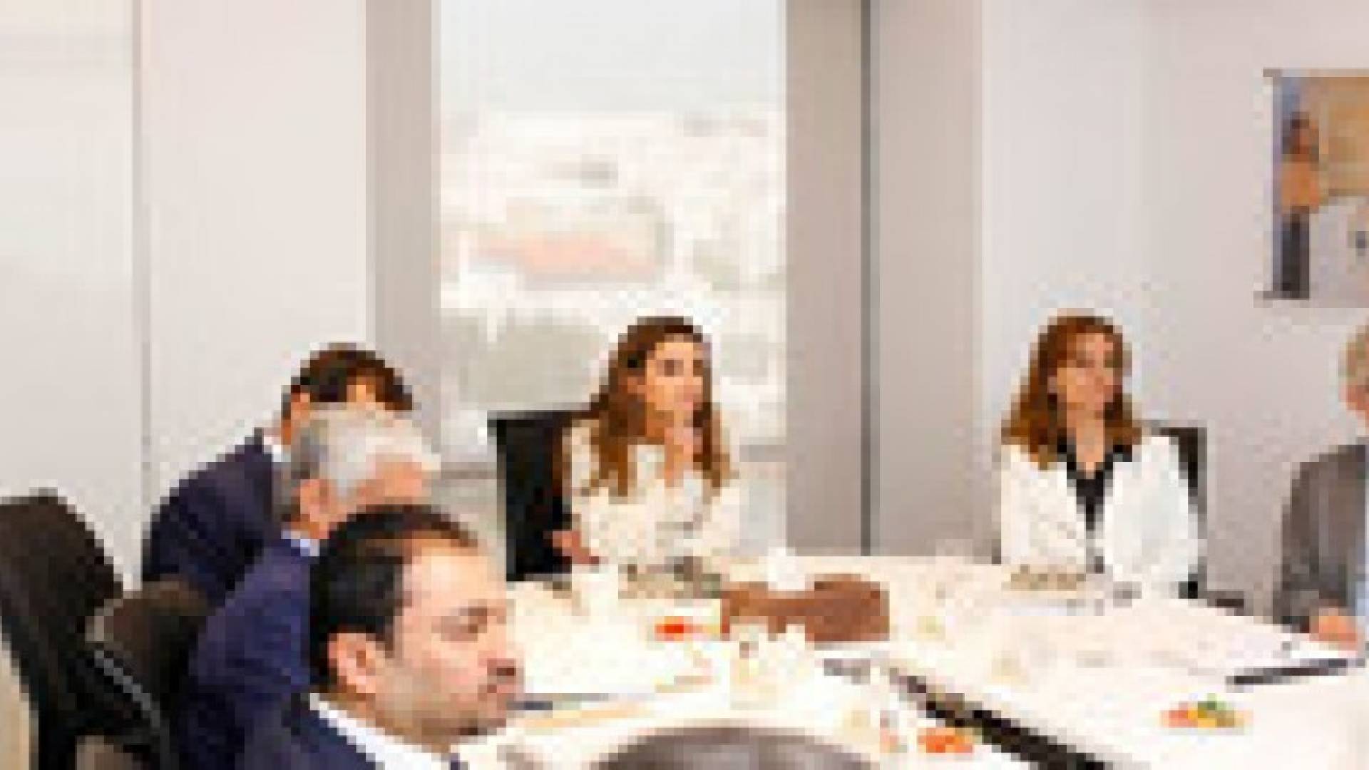 الملكة رانيا تترأس اجتماعا لمجلس ادارة مؤسسة الملكة رانيا للتعليم والتنمية