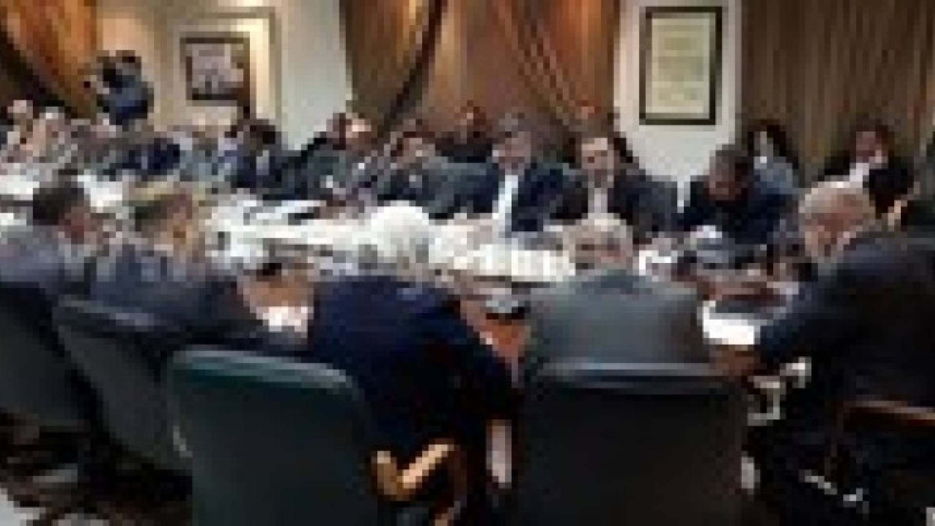 هلسة يناقش مشاريع وزارة الأشغال للعام 2014