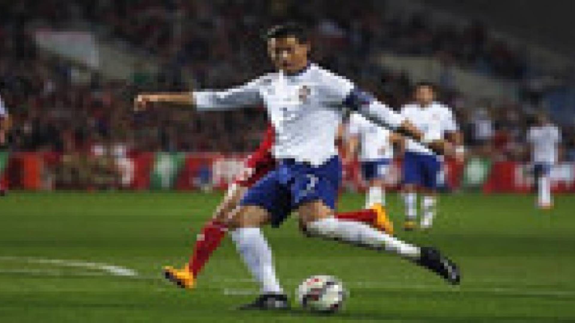 رونالدو يقترب بالبرتغال خطوة جديدة نحو يورو 2016