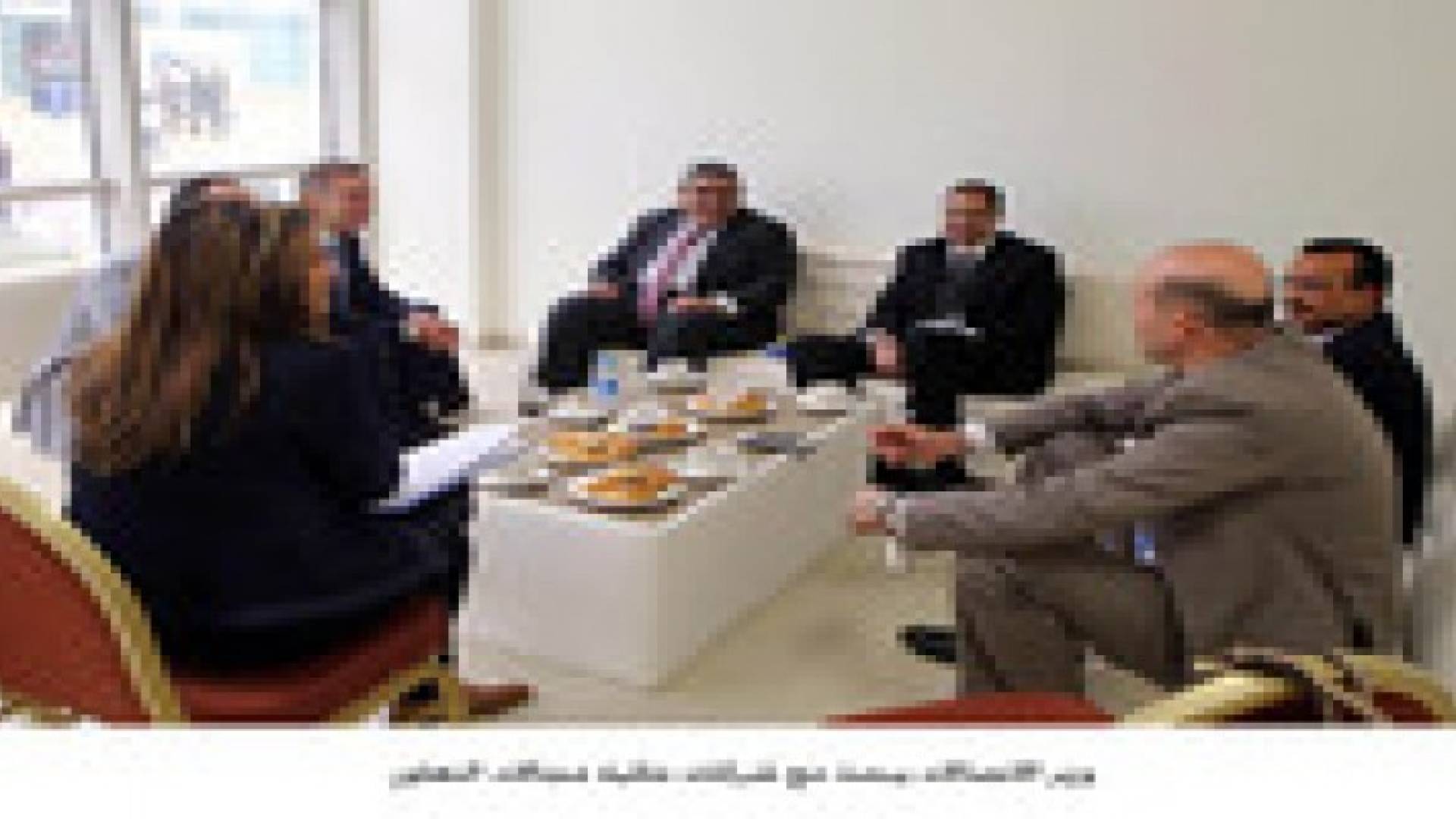 وزير الاتصالات يبحث مع شركات عالمية مجالات التعاون