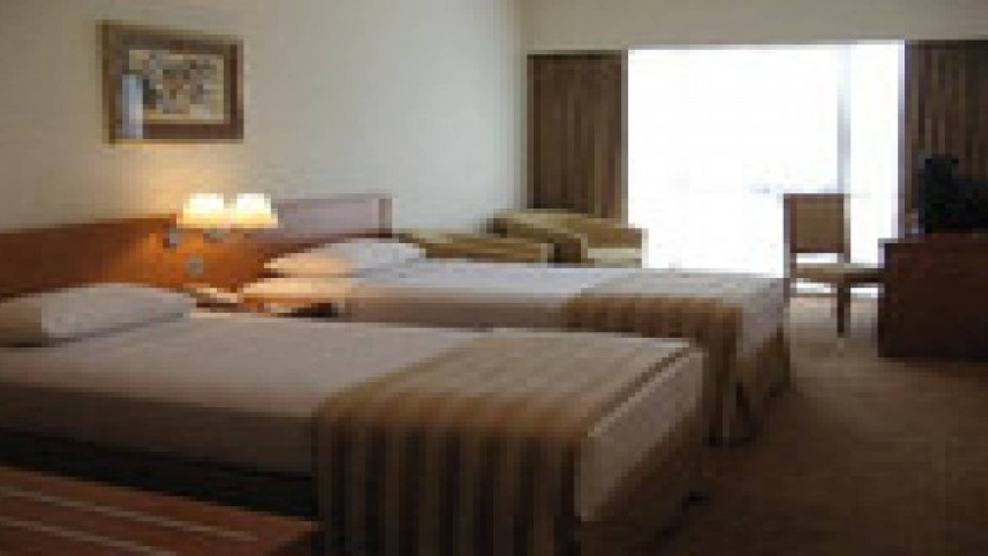 بالفيديو: هذا ما قد يحدث في غرفتك الفندقية