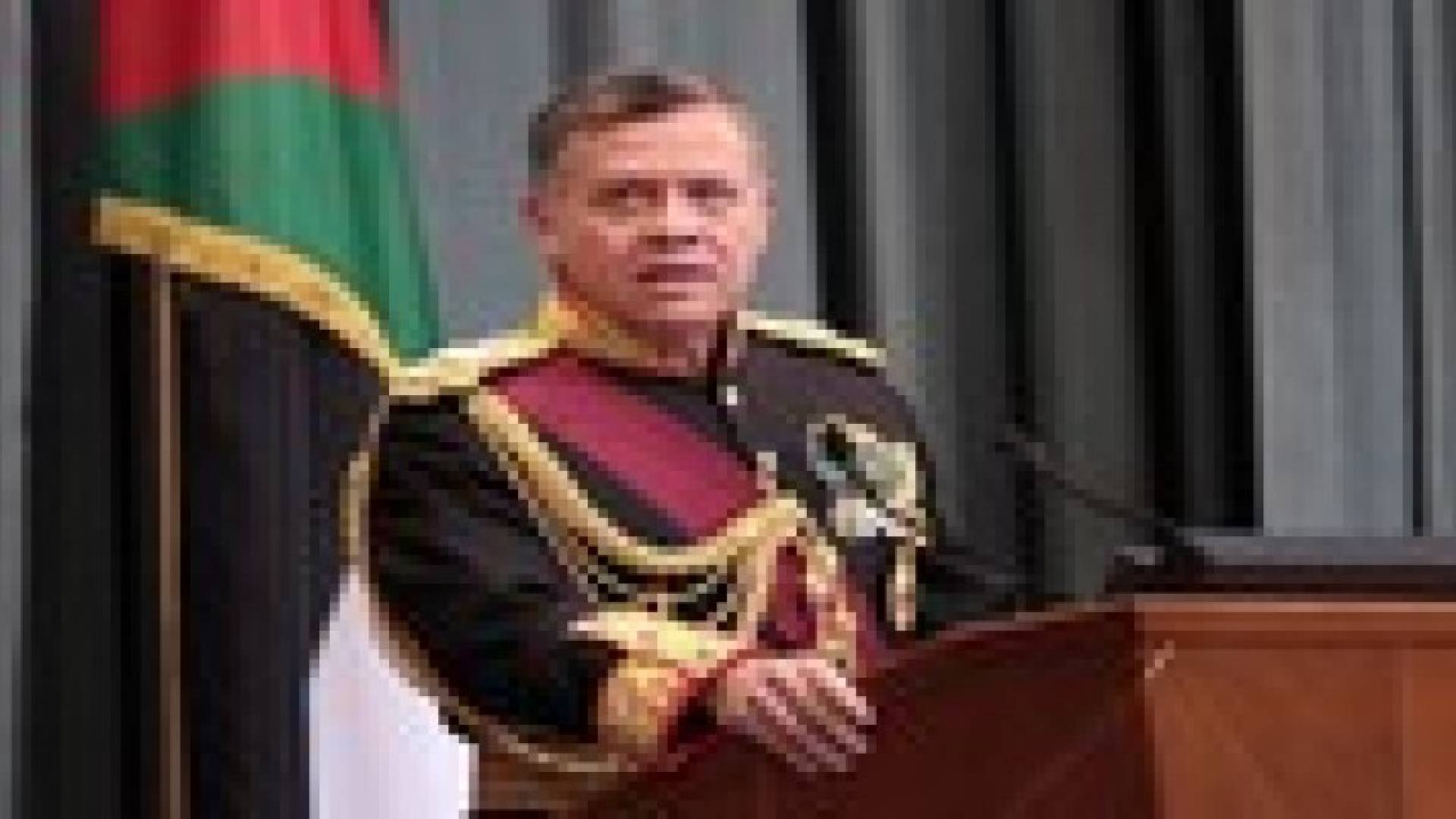 الملك يستمع إلى ردي مجلسي الأعيان والنواب على خطاب العرش السامي