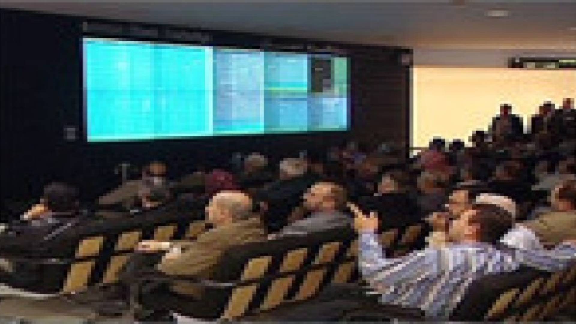 مؤشر البورصة يرتفع بنسبة 0.65 %