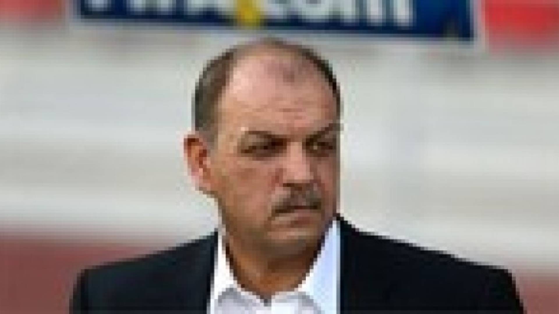 إقالة عدنان حمد من تدريب البحرين بعد الخسارة من السعودية