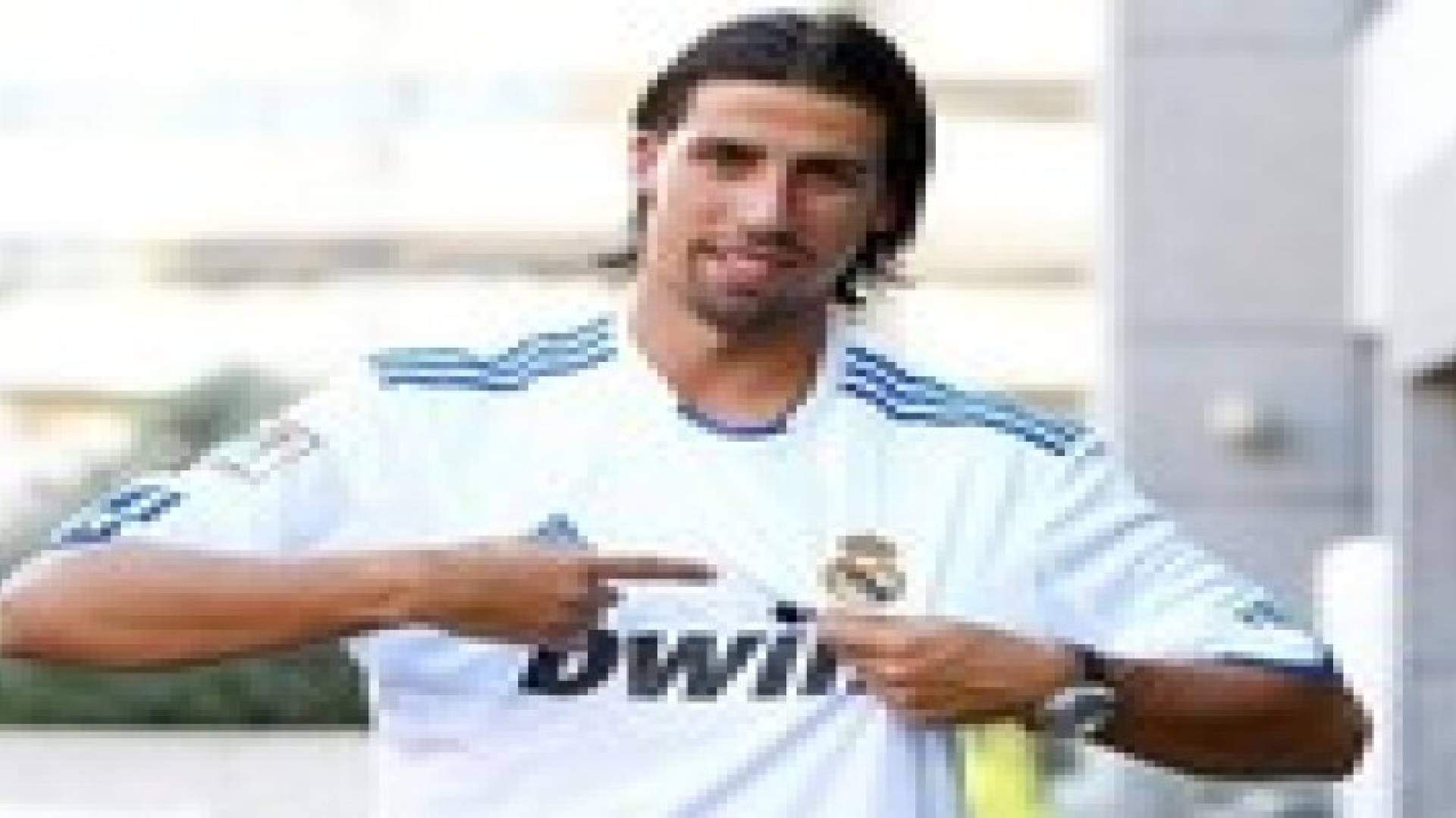 خضيرة يقرر البقاء في ريال مدريد