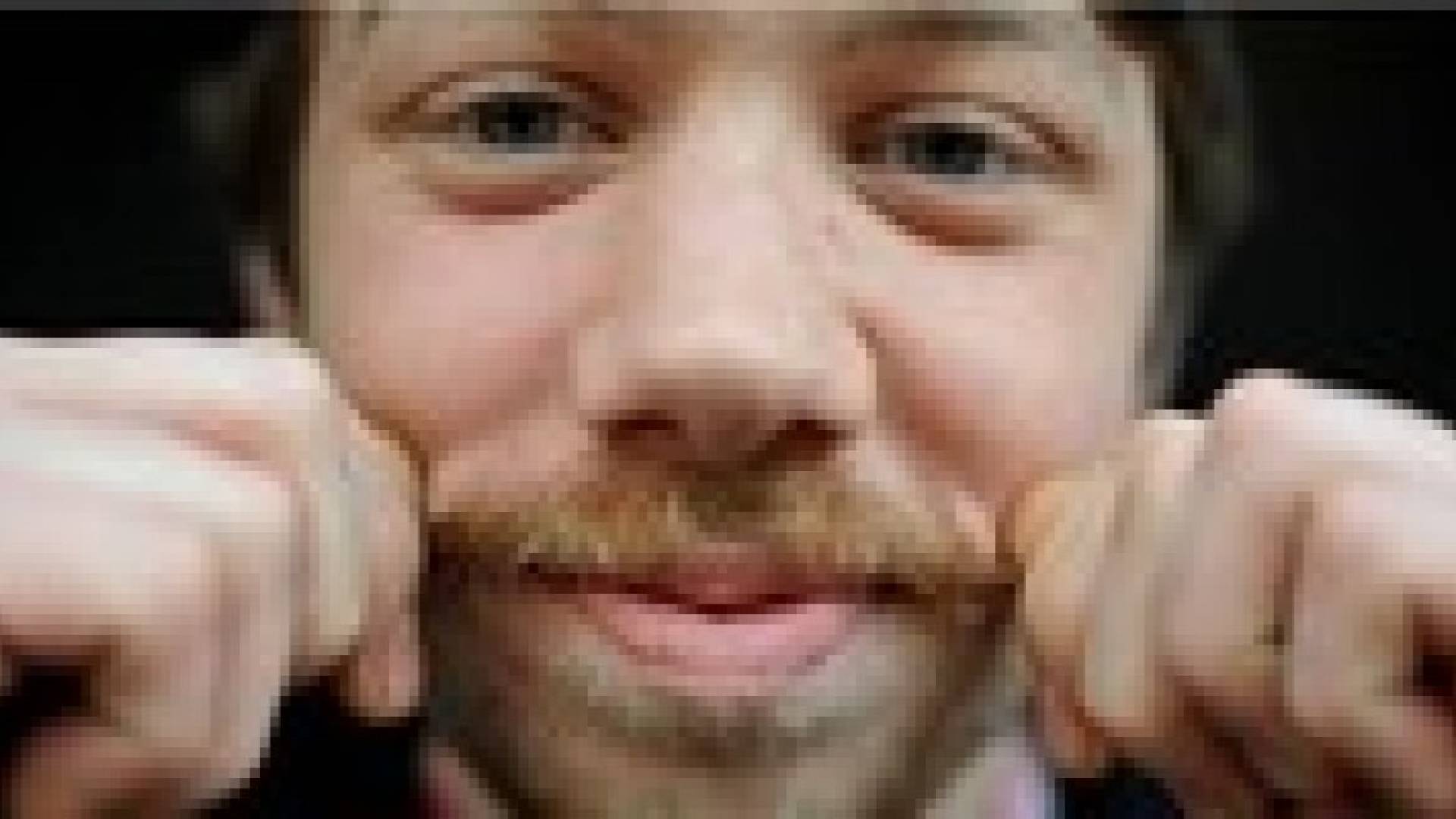 حملة لإطلاق الشوارب دعما لمرضى السرطان