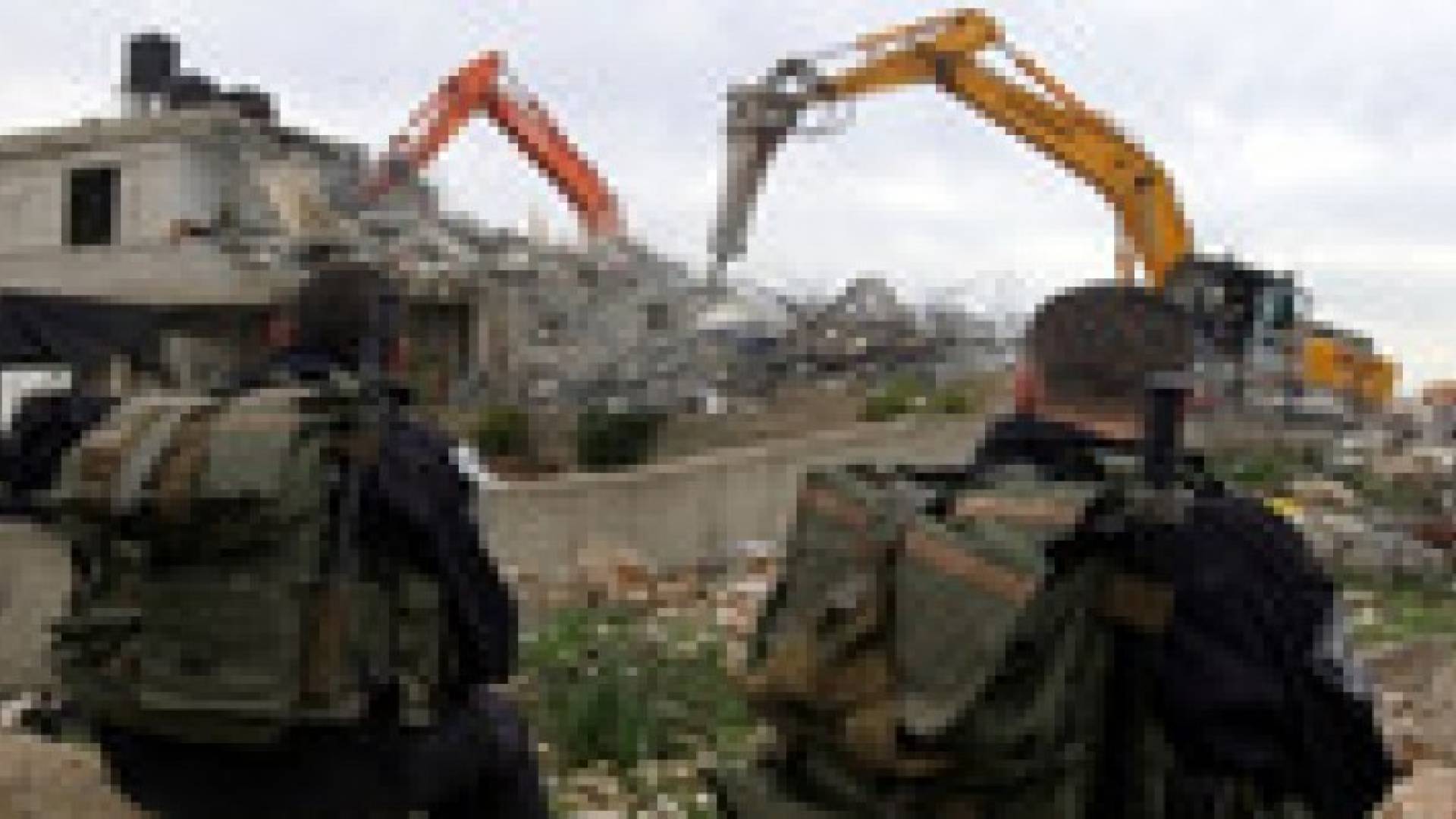 حقوق الانسان: هدم منازل منفذي عملية القدس انتهاك للقانون الدولي